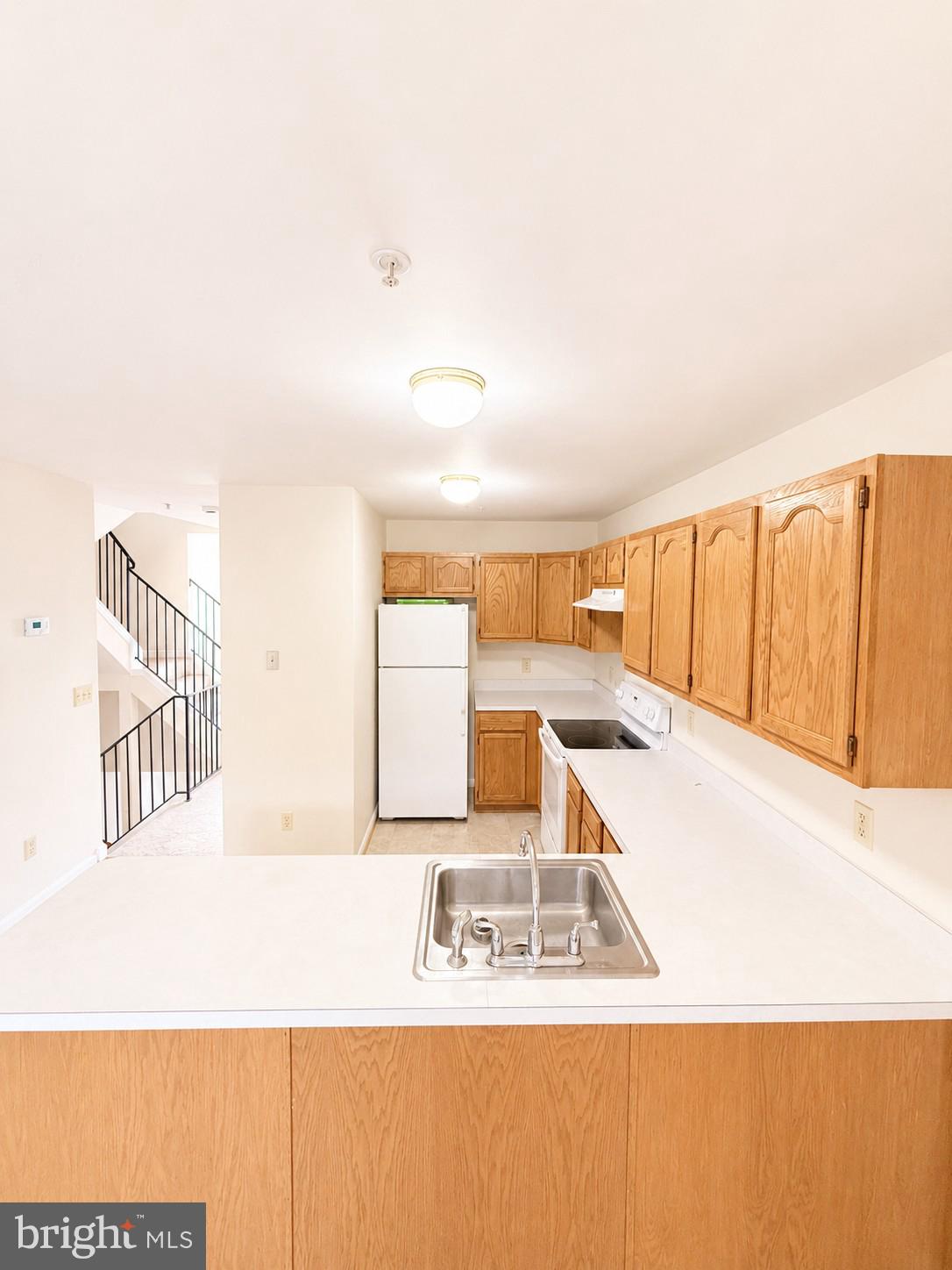 3633 HARBOR ROAD