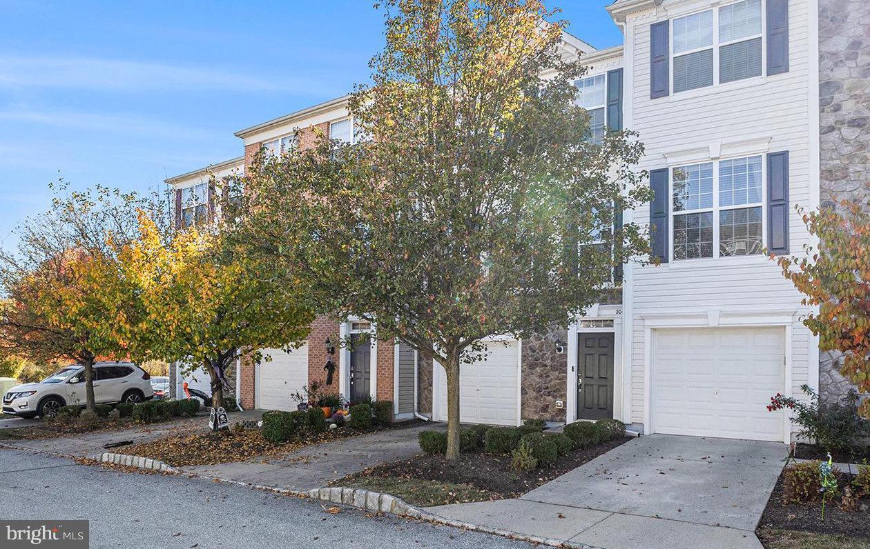 LONGFORD CROSSING - Residential