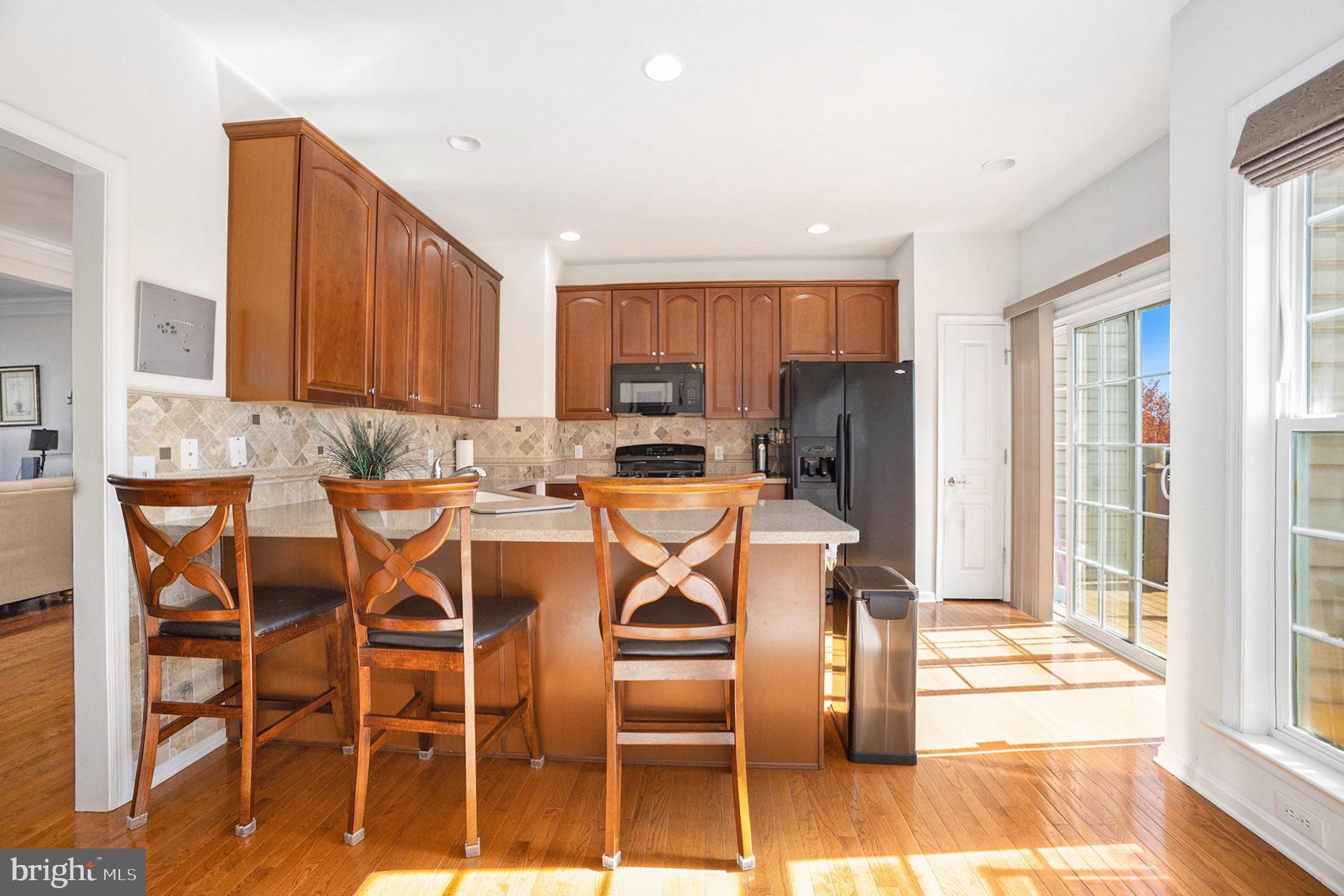 LONGFORD CROSSING - Residential