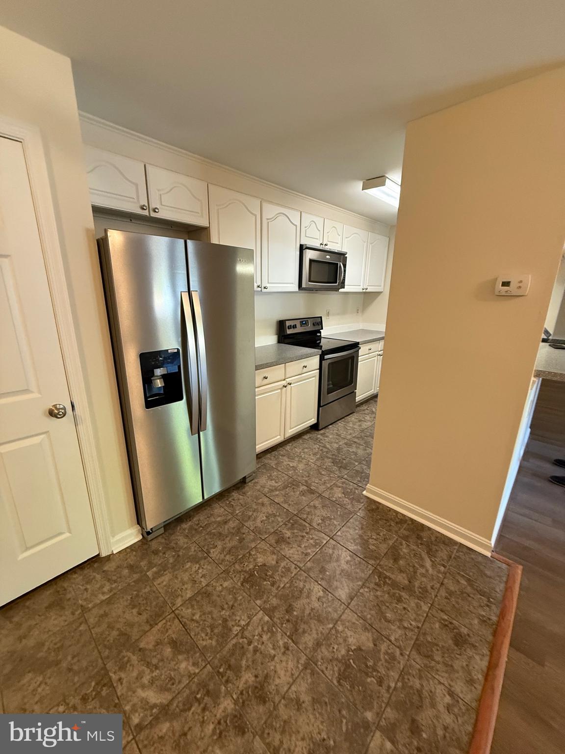 9704 LAKE POINTE COURT 102