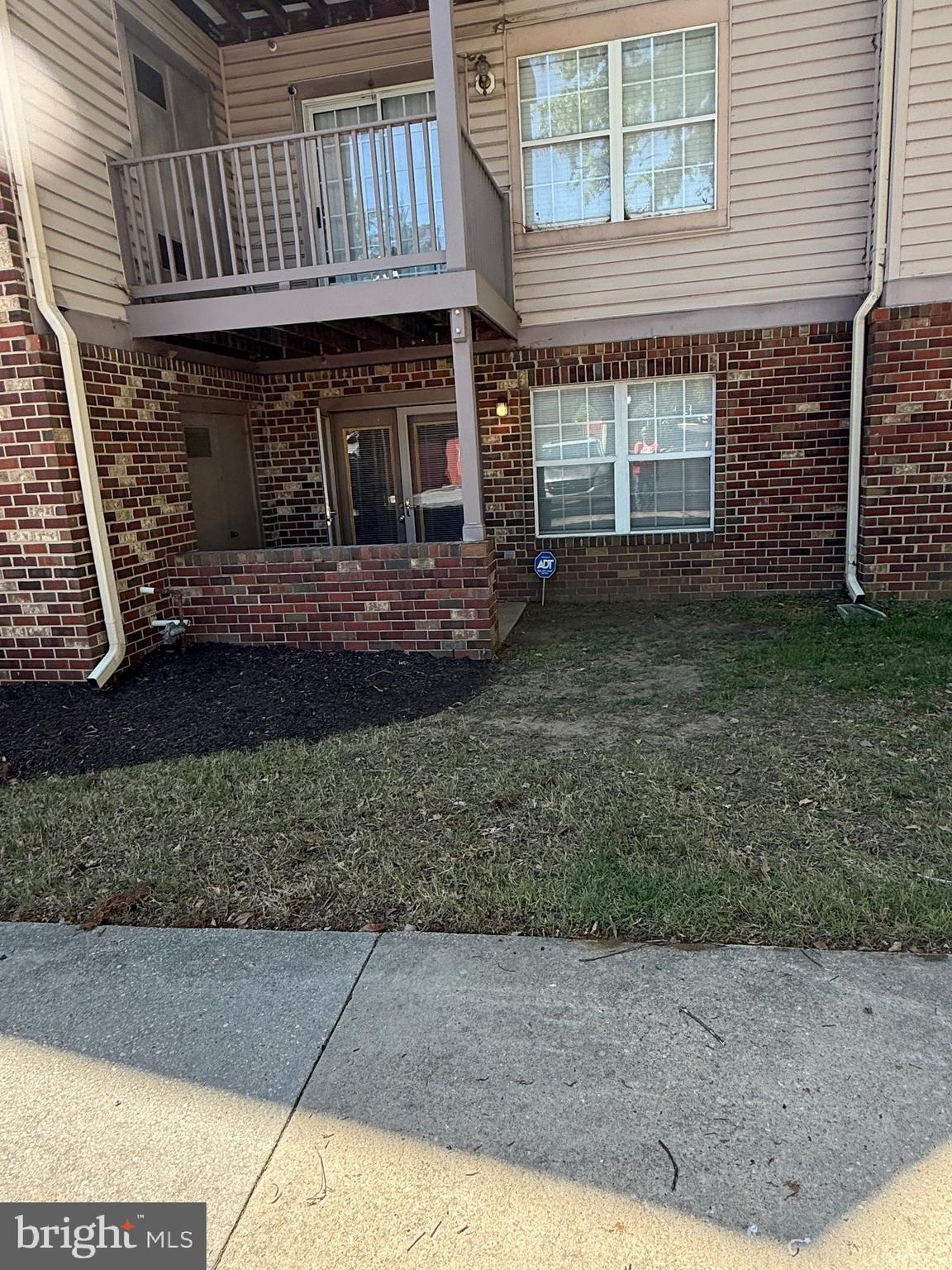 9704 LAKE POINTE COURT 102