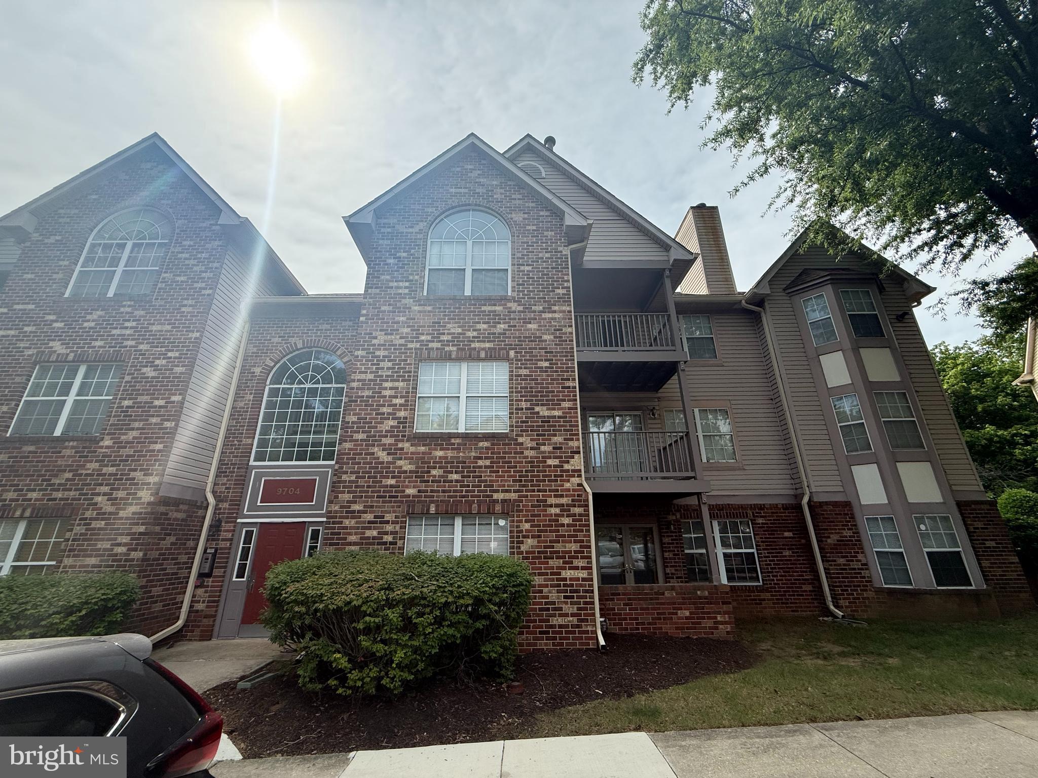 9704 LAKE POINTE COURT 102