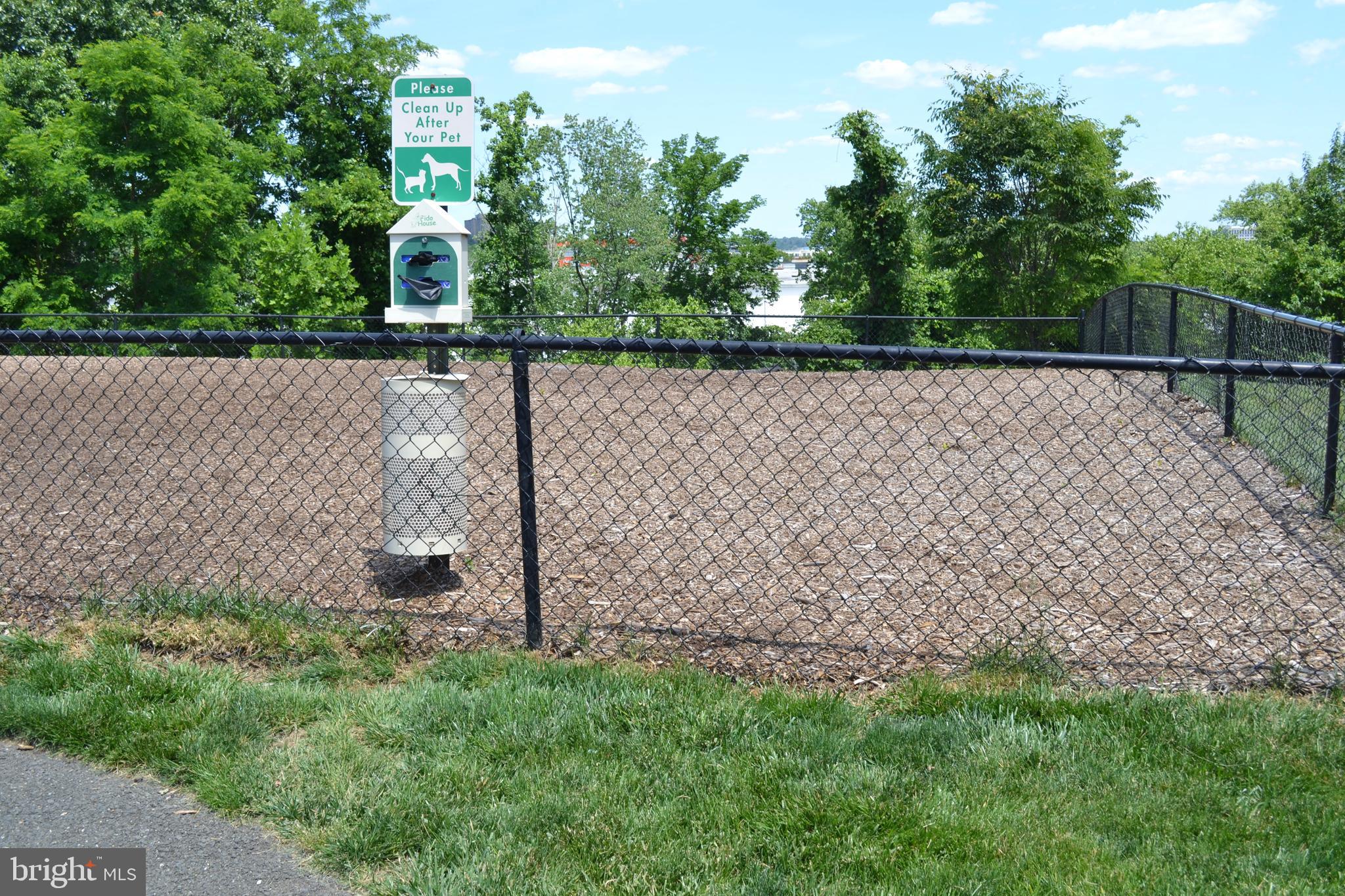 ISABELLA AT MONTICELLO MEWS - Residential