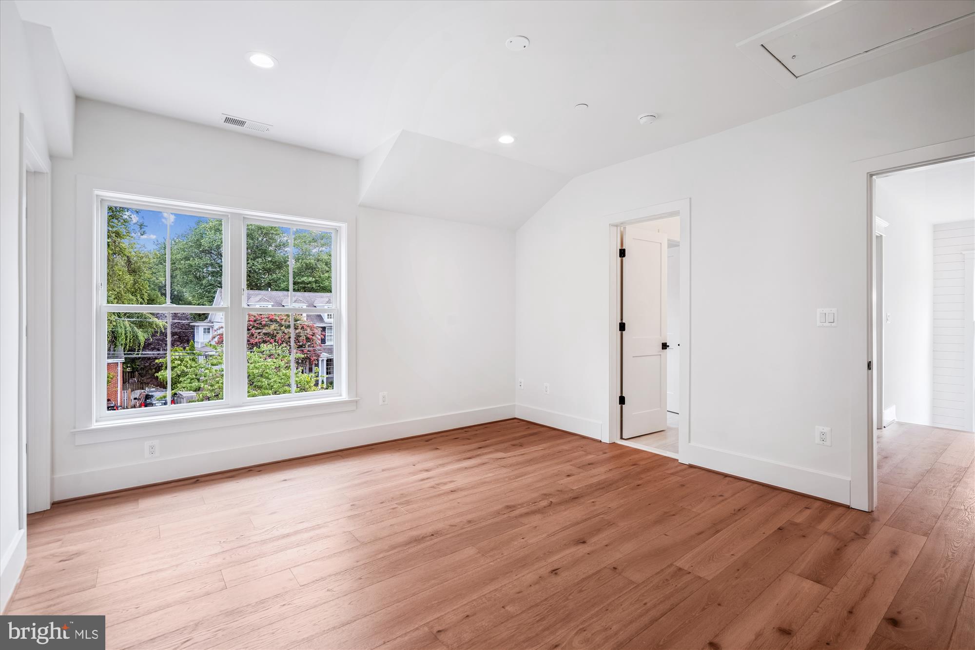 WEST CHEVY CHASE HEIGHTS - Residential