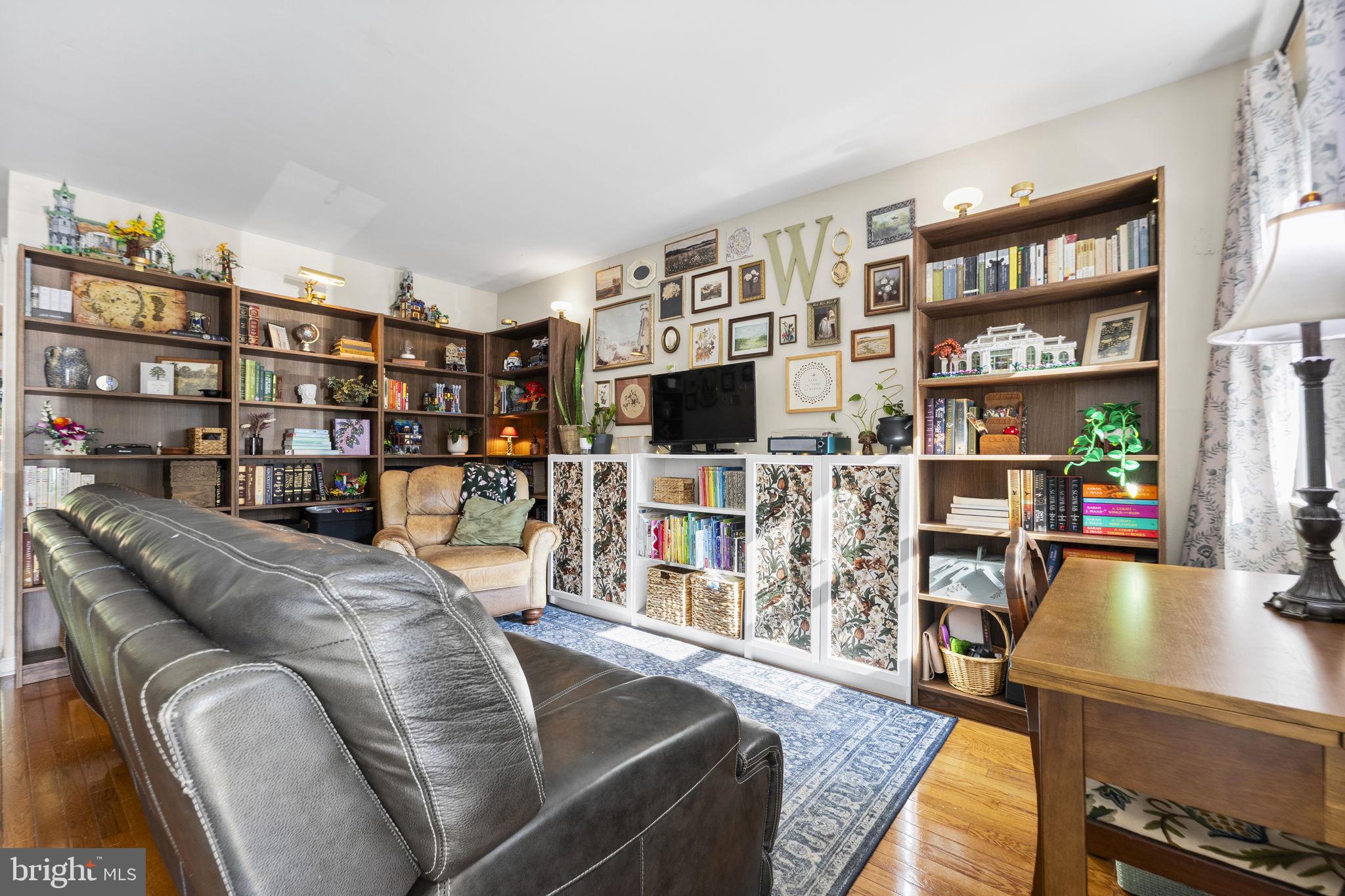 5427 JENMATT DRIVE
