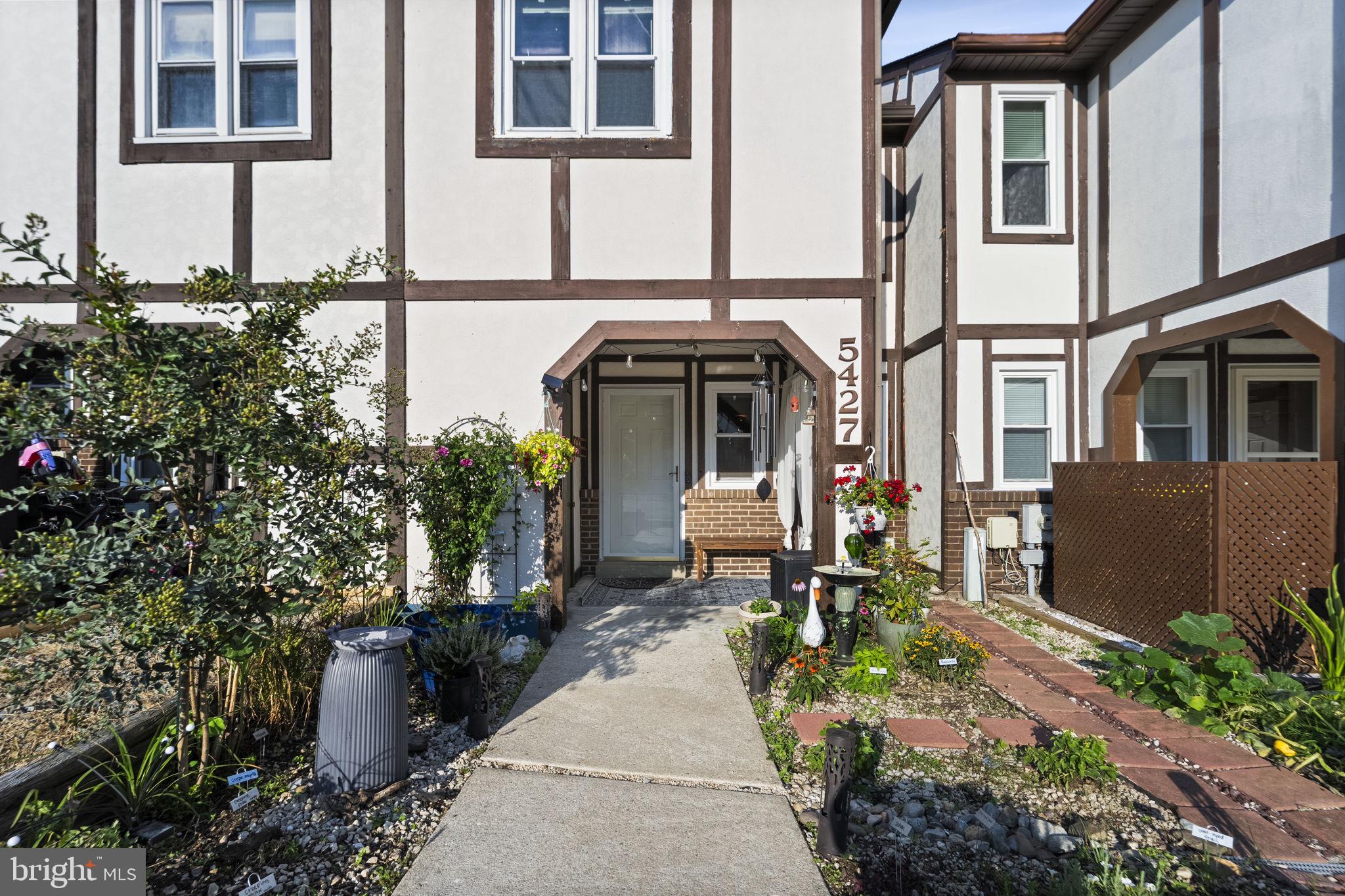 5427 JENMATT DRIVE
