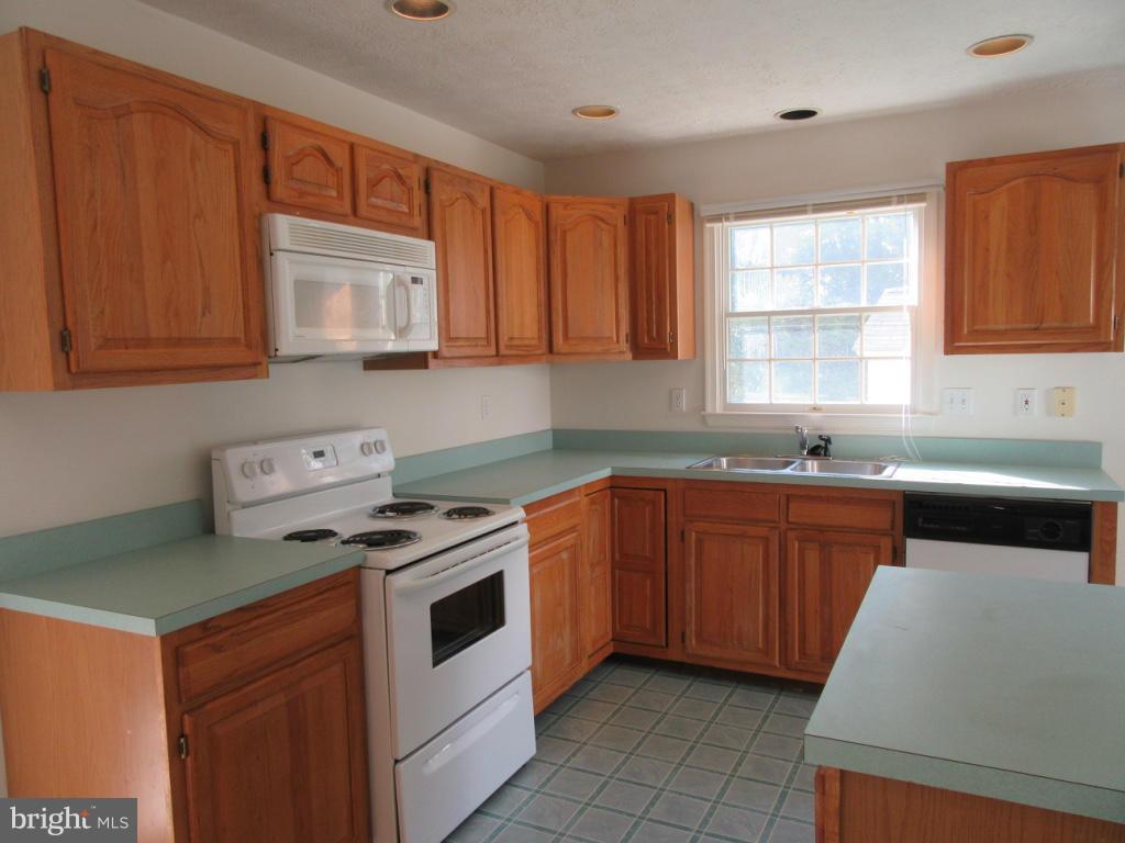 GREENBRIER - Residential Lease