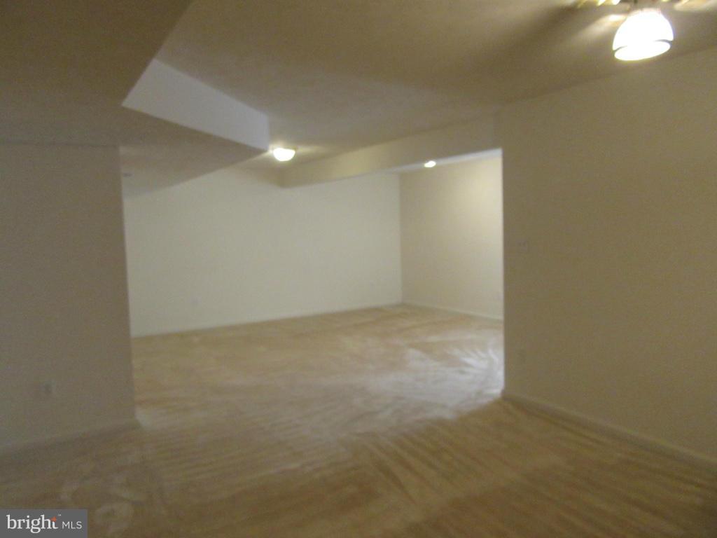 GREENBRIER - Residential Lease