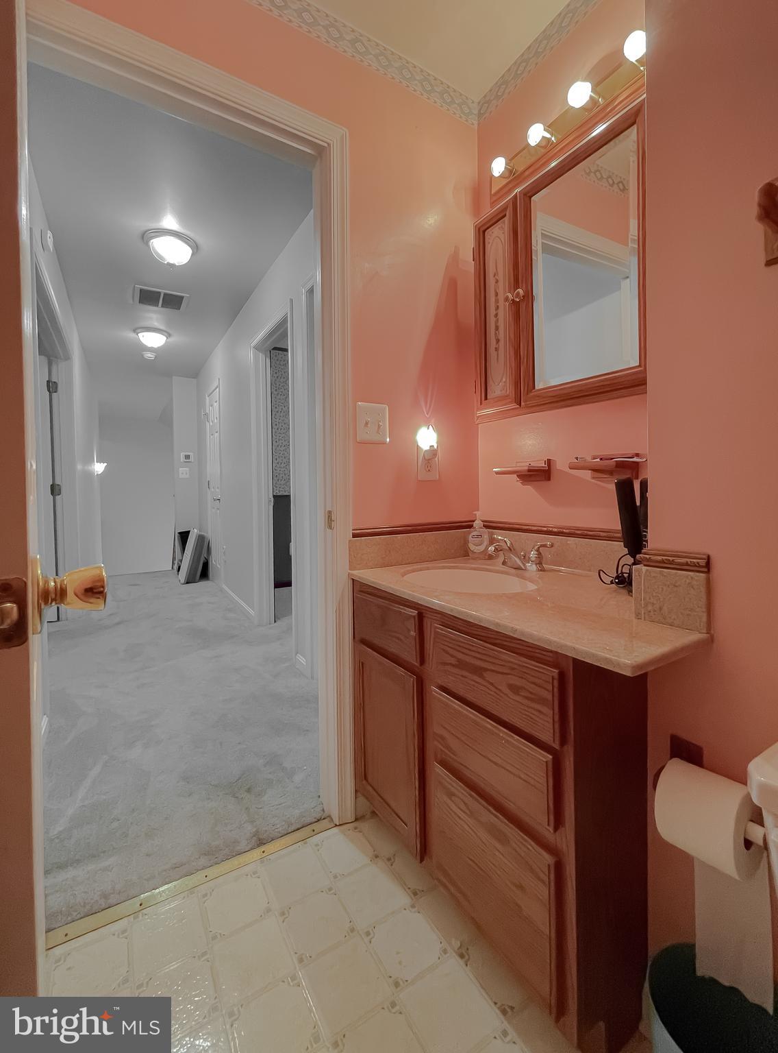 LONG BEACH HEIGHTS - Residential