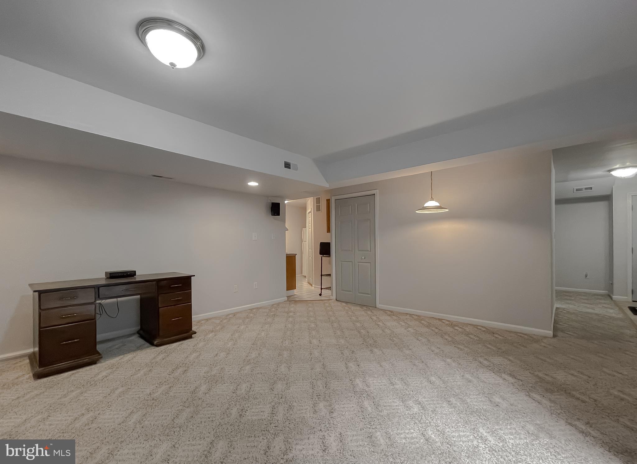 LONG BEACH HEIGHTS - Residential