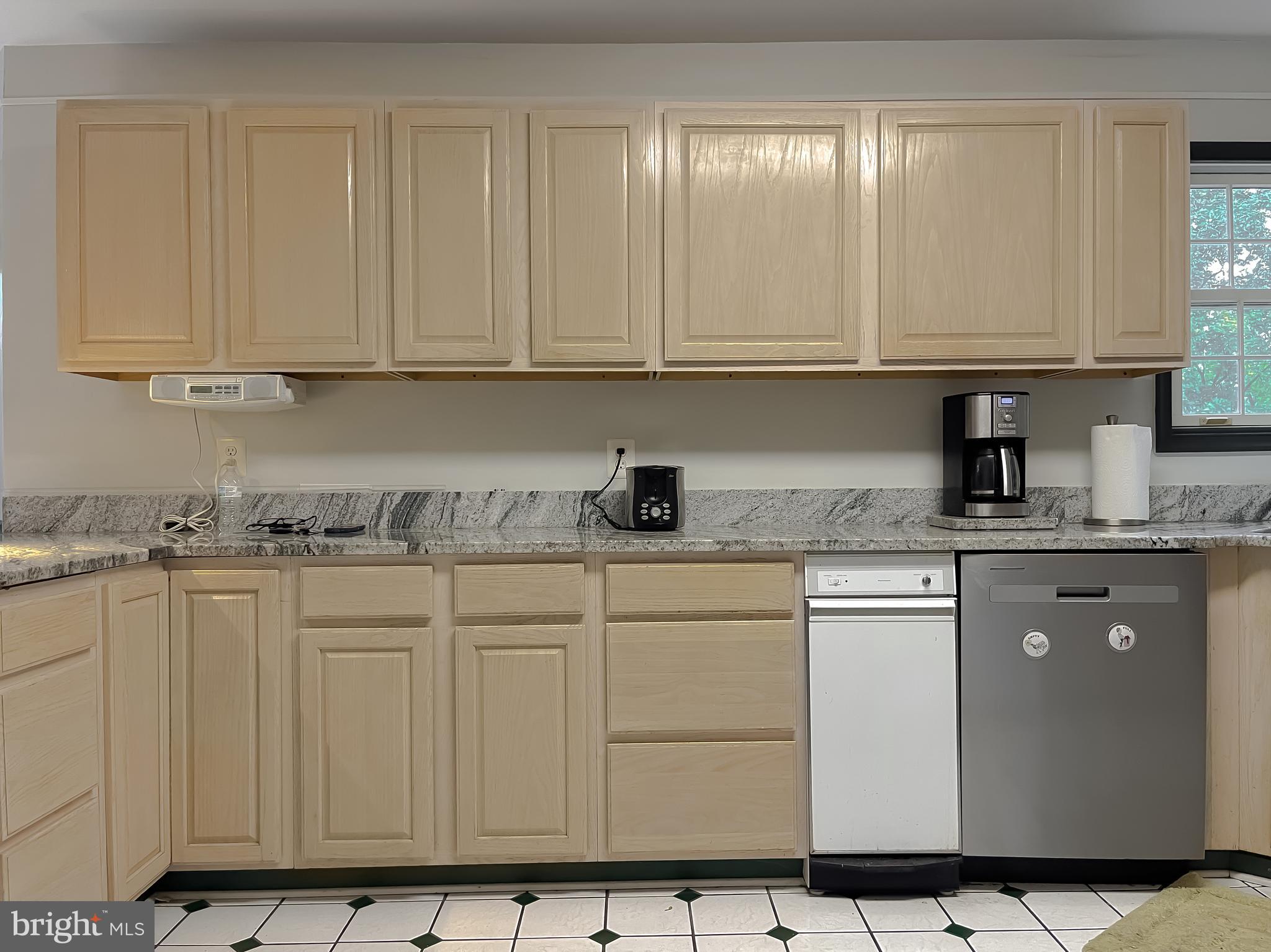 LONG BEACH HEIGHTS - Residential