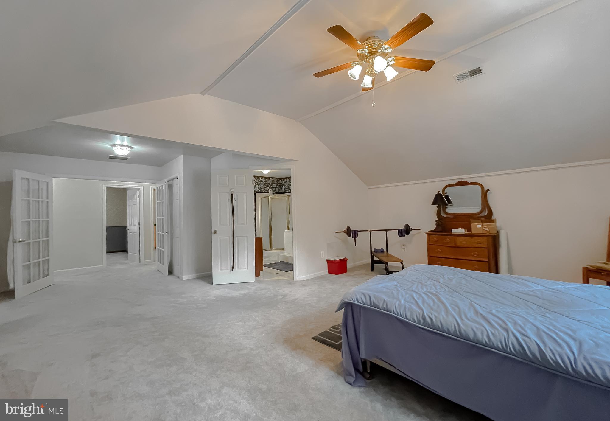 LONG BEACH HEIGHTS - Residential