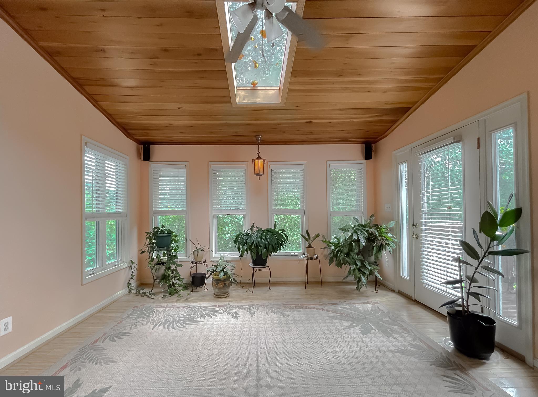 LONG BEACH HEIGHTS - Residential