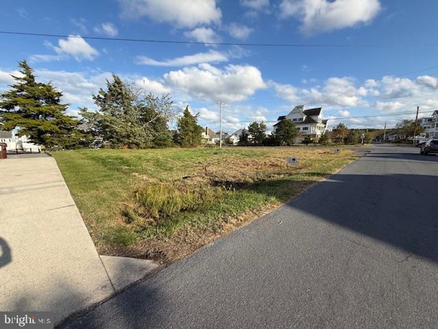 Waterfront building lot in much sought after Cape Isle Of Wight in West Ocean City. . Direct Access to the open Bay and the Inlet. Build your waterfront dream home! Just minutes to Ocean City Beaches, Assateague Island, shopping, dining etc! 15 Minutes to Ocean City Inlet by boat!  Lot #1 next door is also available.
Buy both lots! Public Sewer is available. Buyers to do their due diligence as far as permitting etc. Sellers are in the process of getting survey done.