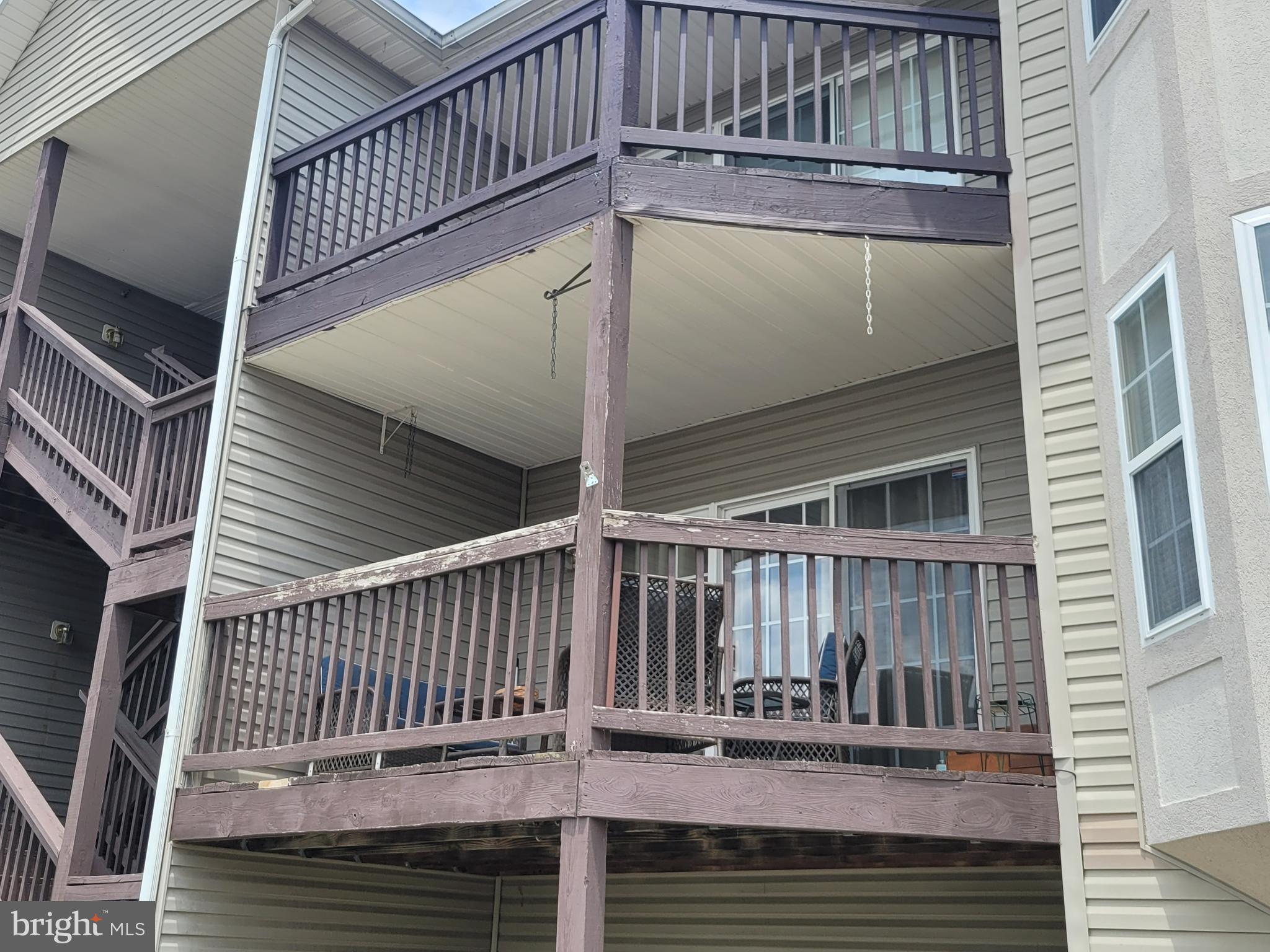 152 BROOKLAND COURT 7 7