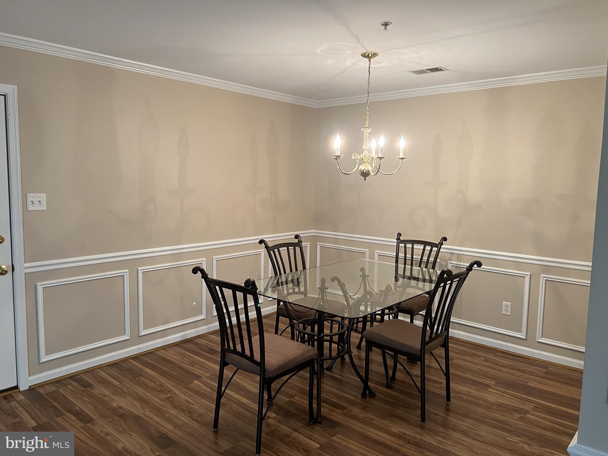 152 BROOKLAND COURT 7 7