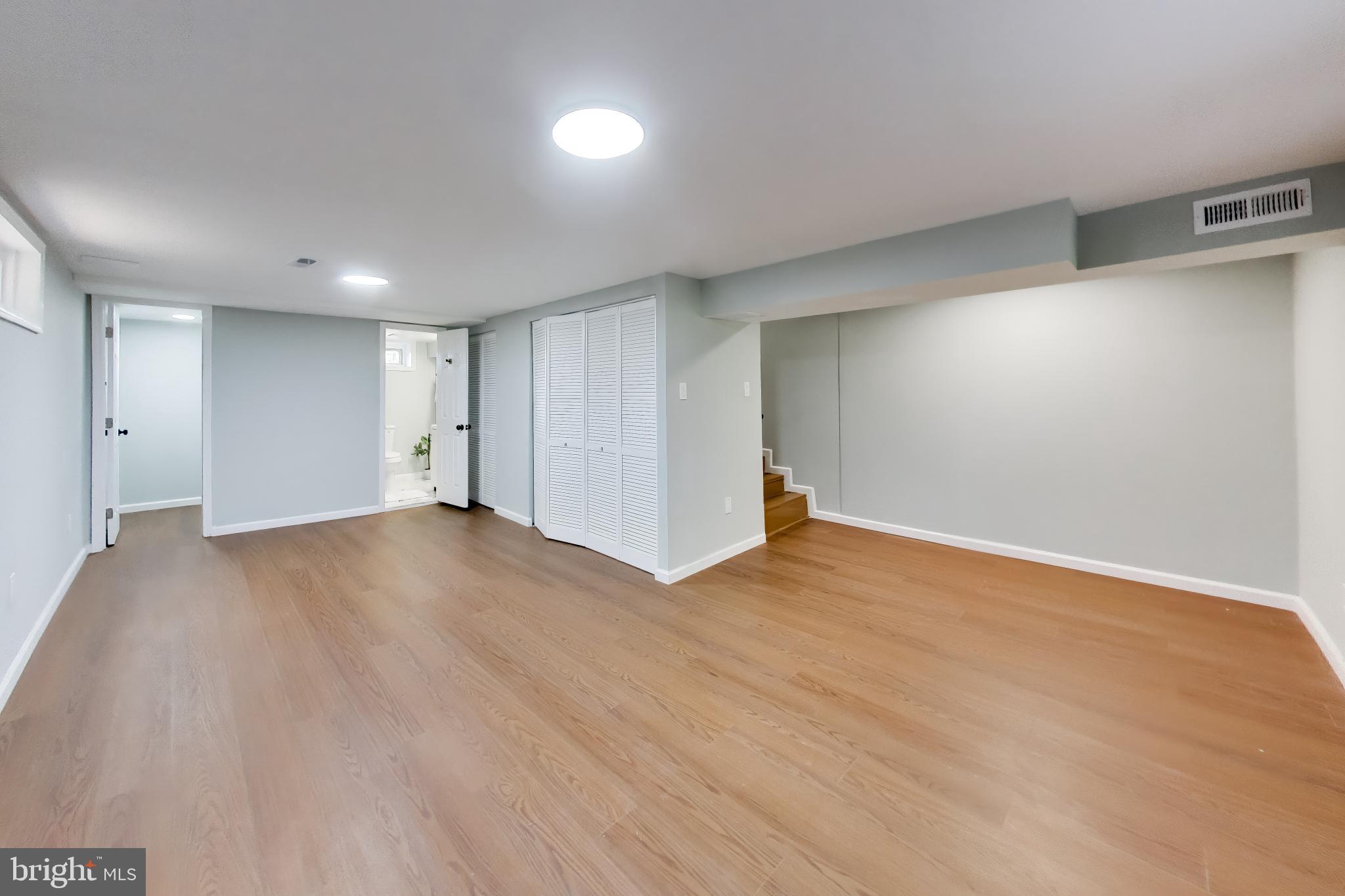 GLASSMANOR - Residential