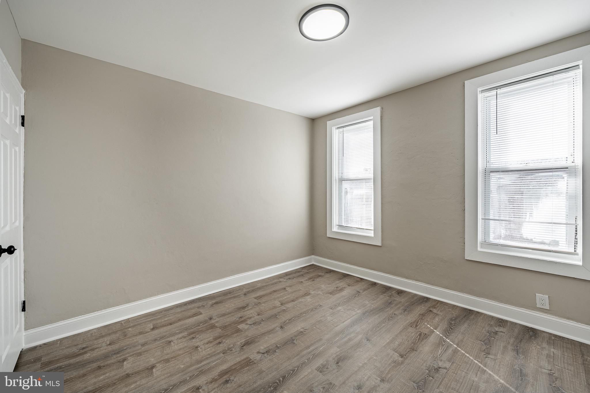 NORRIS SQUARE - Residential