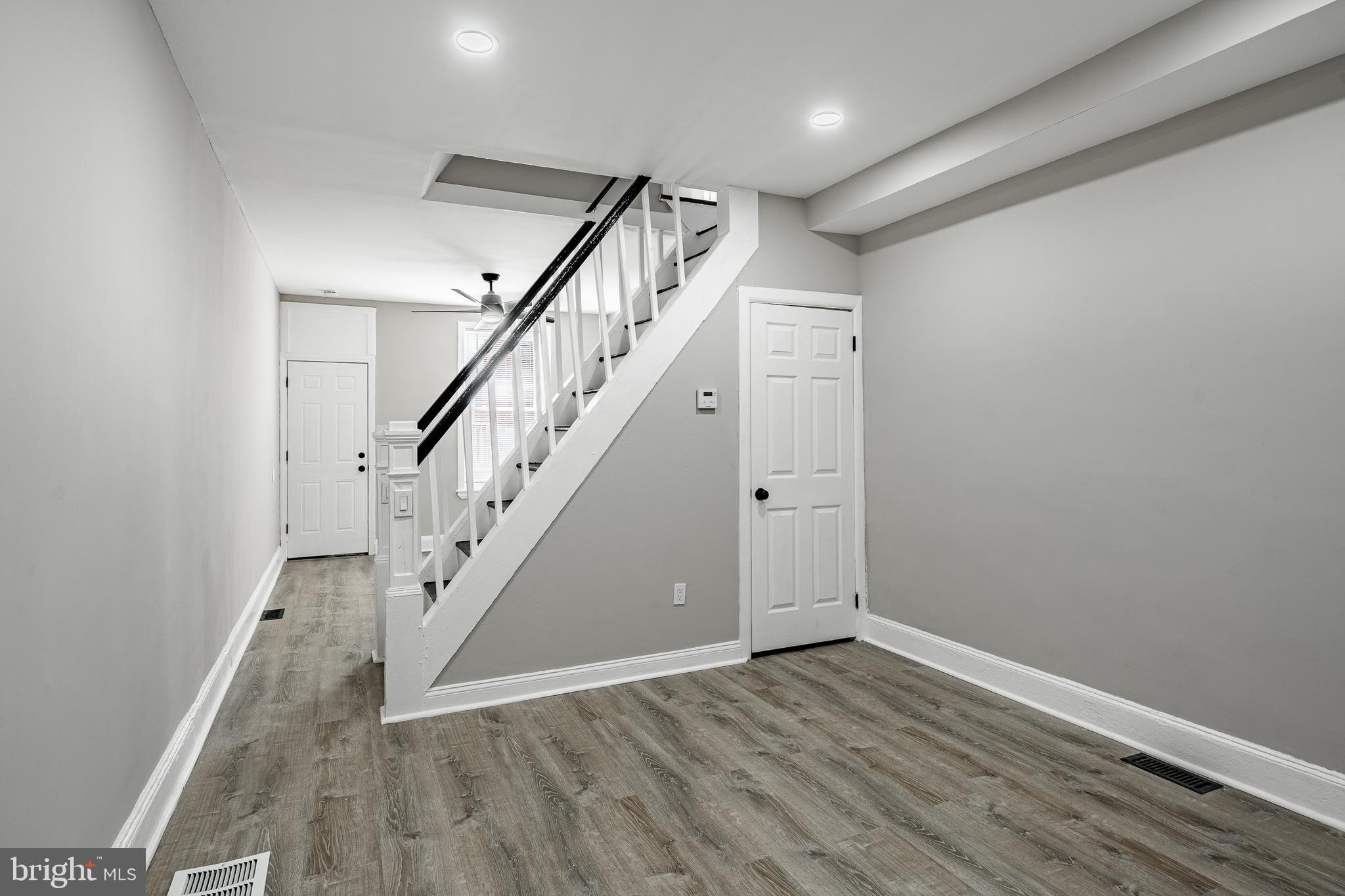 NORRIS SQUARE - Residential