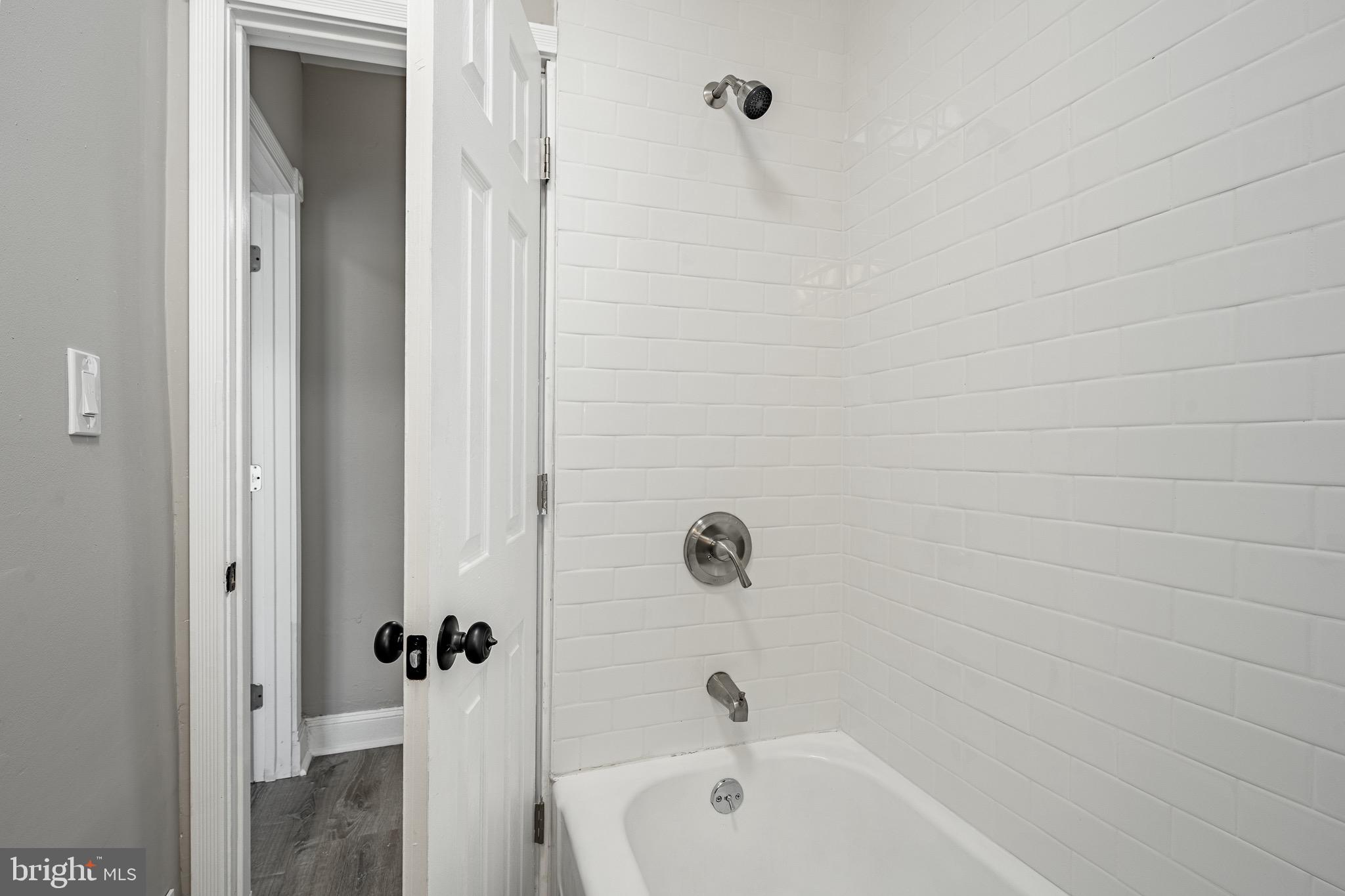 NORRIS SQUARE - Residential