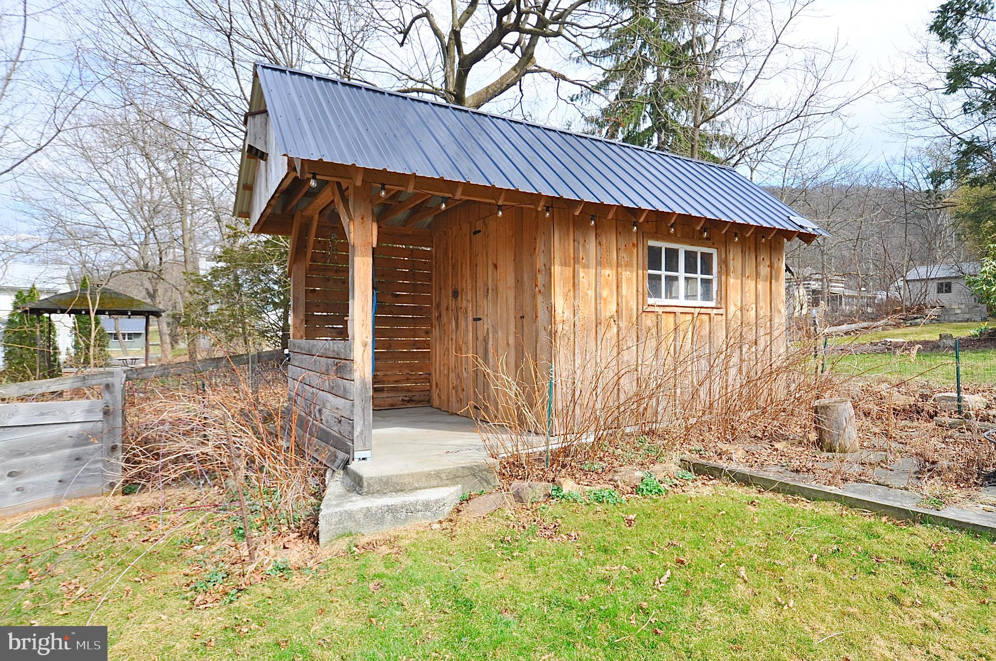 PINE GROVE MILLS - Residential