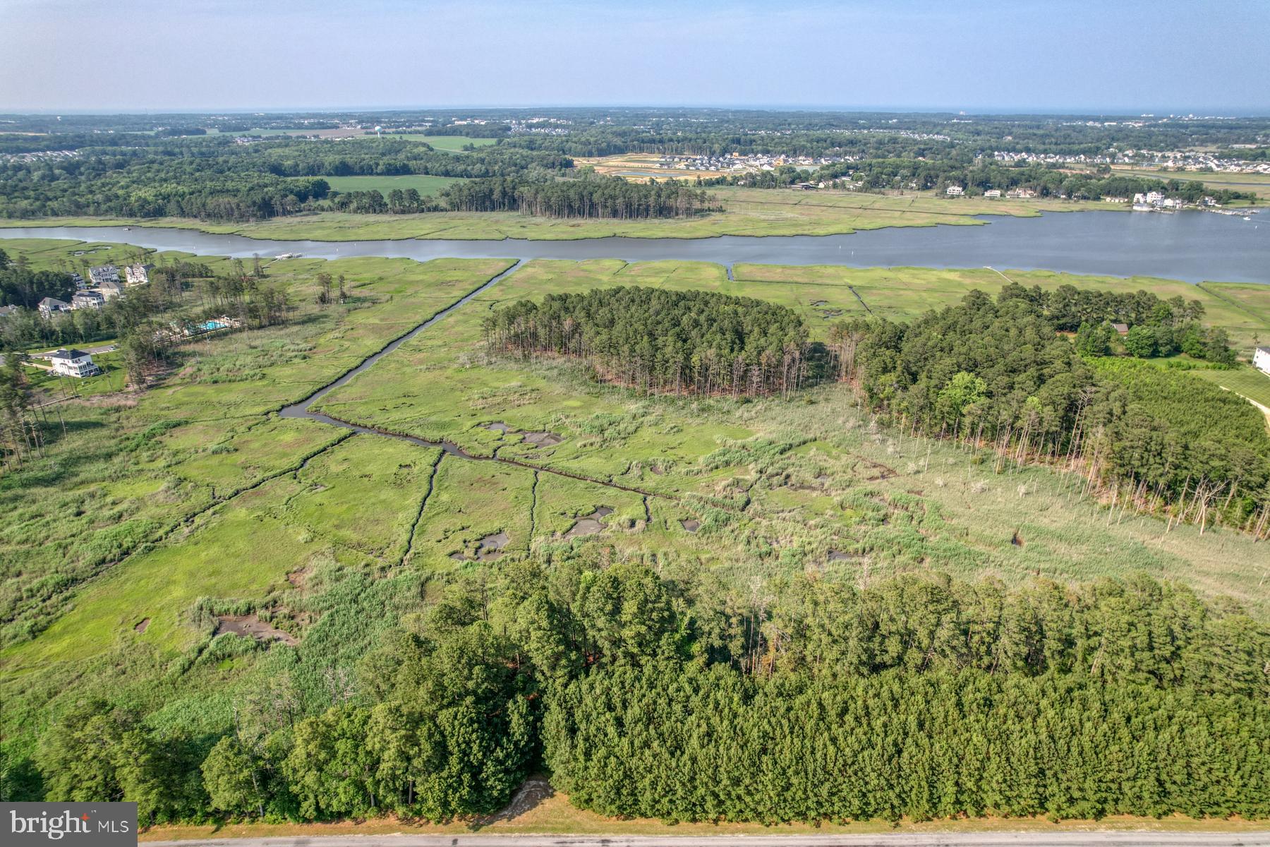 WATERVIEW ON LOVE CREEK - Residential