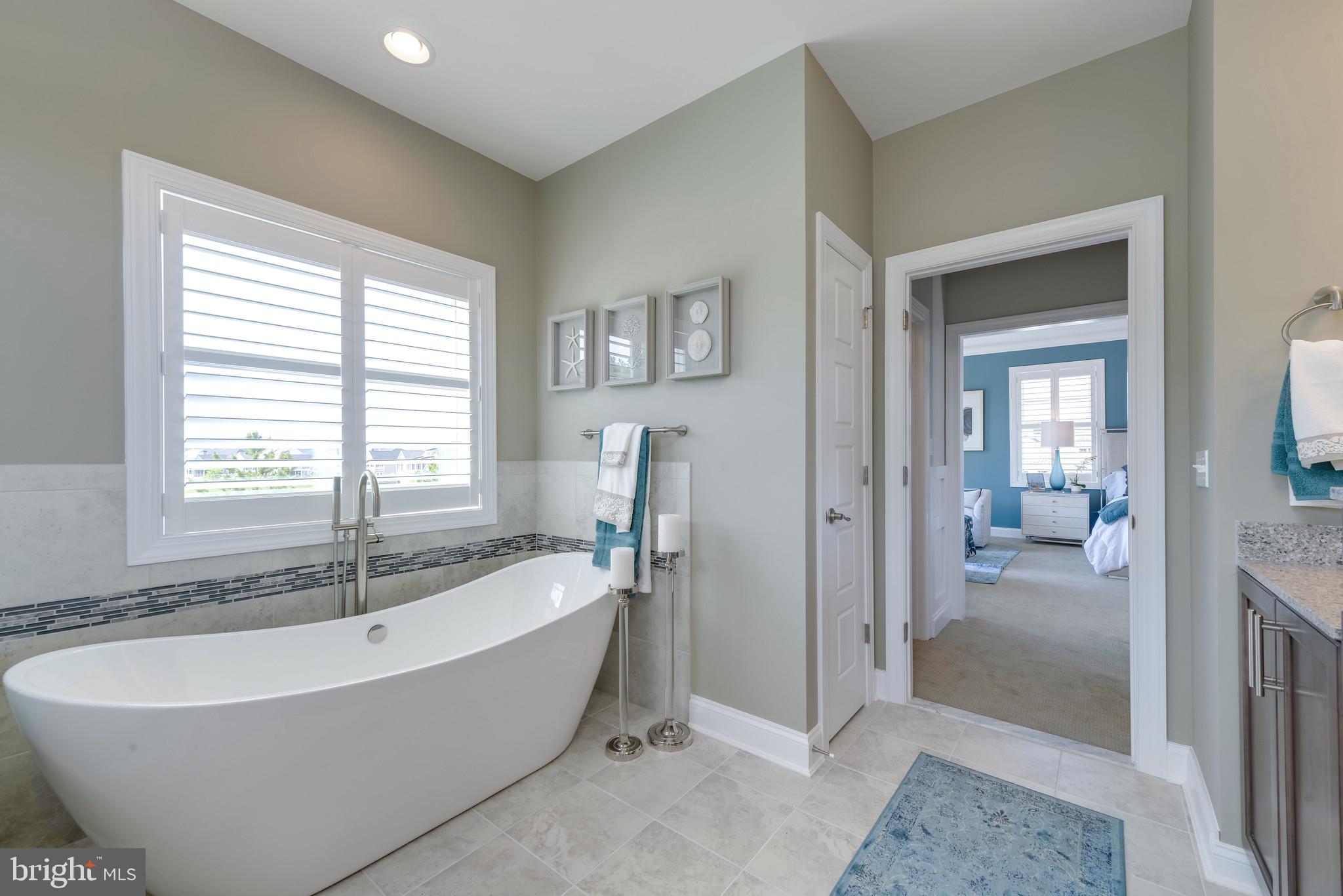 WATERVIEW ON LOVE CREEK - Residential