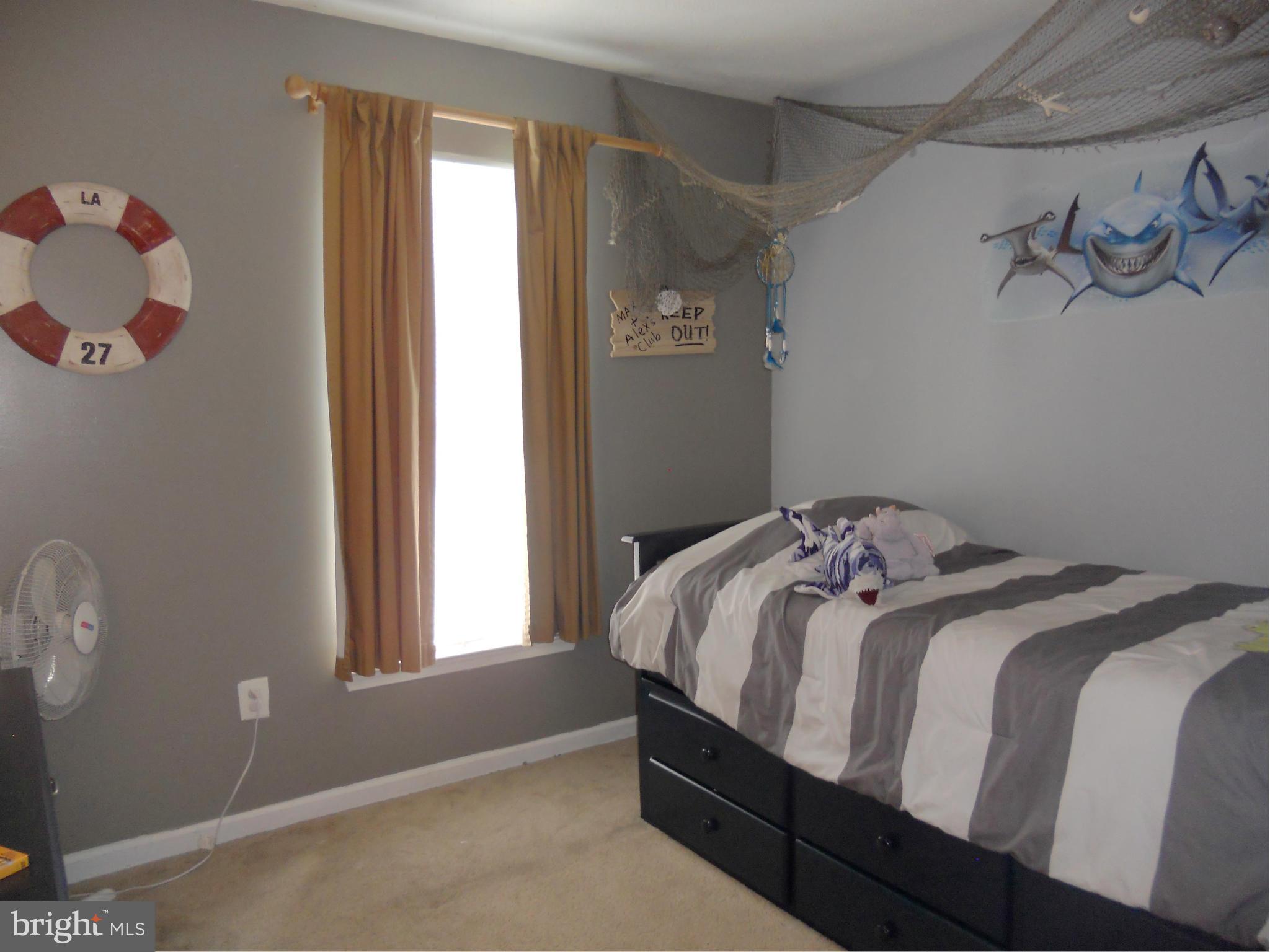 EATON SQUARE - Residential Lease