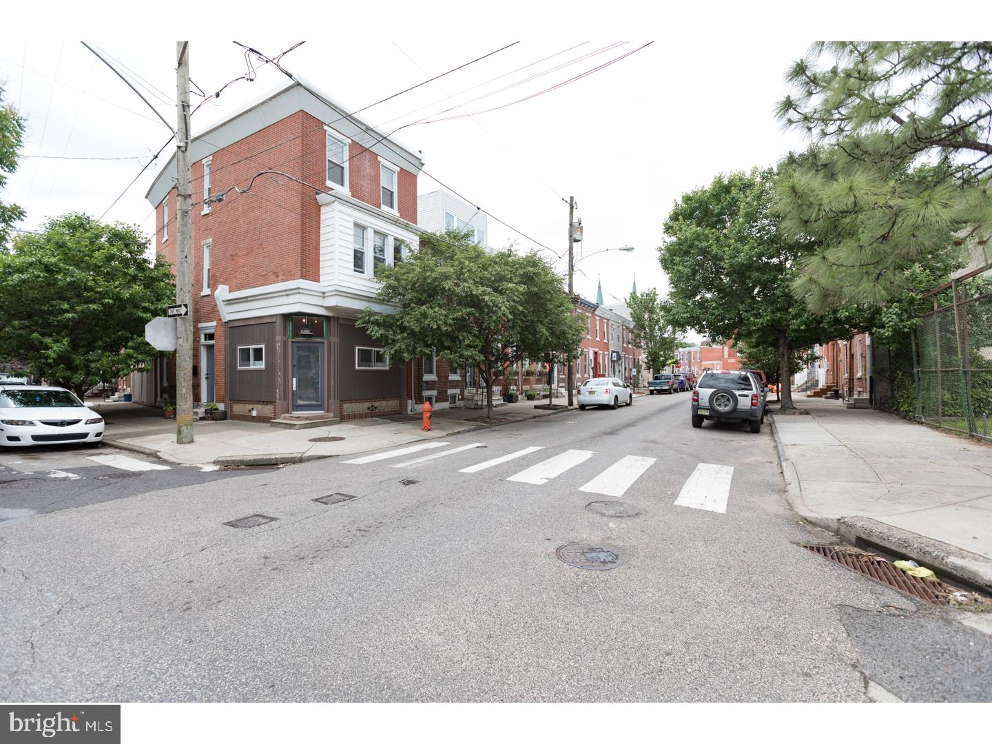 FISHTOWN - Land