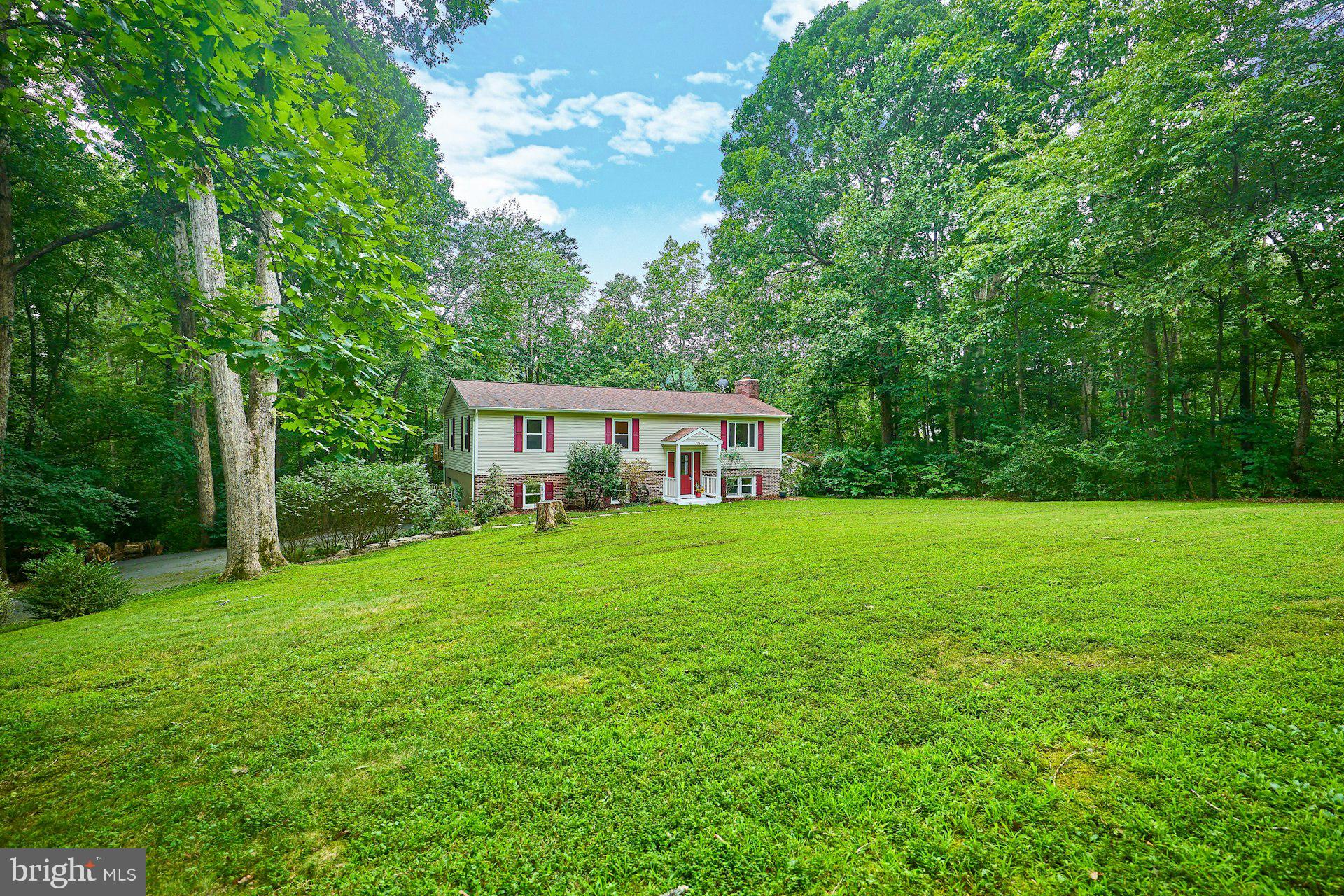 13606 WAYLON LANE
