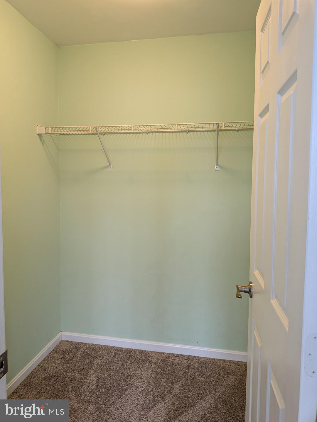 GREEN TRAILS - Residential Lease