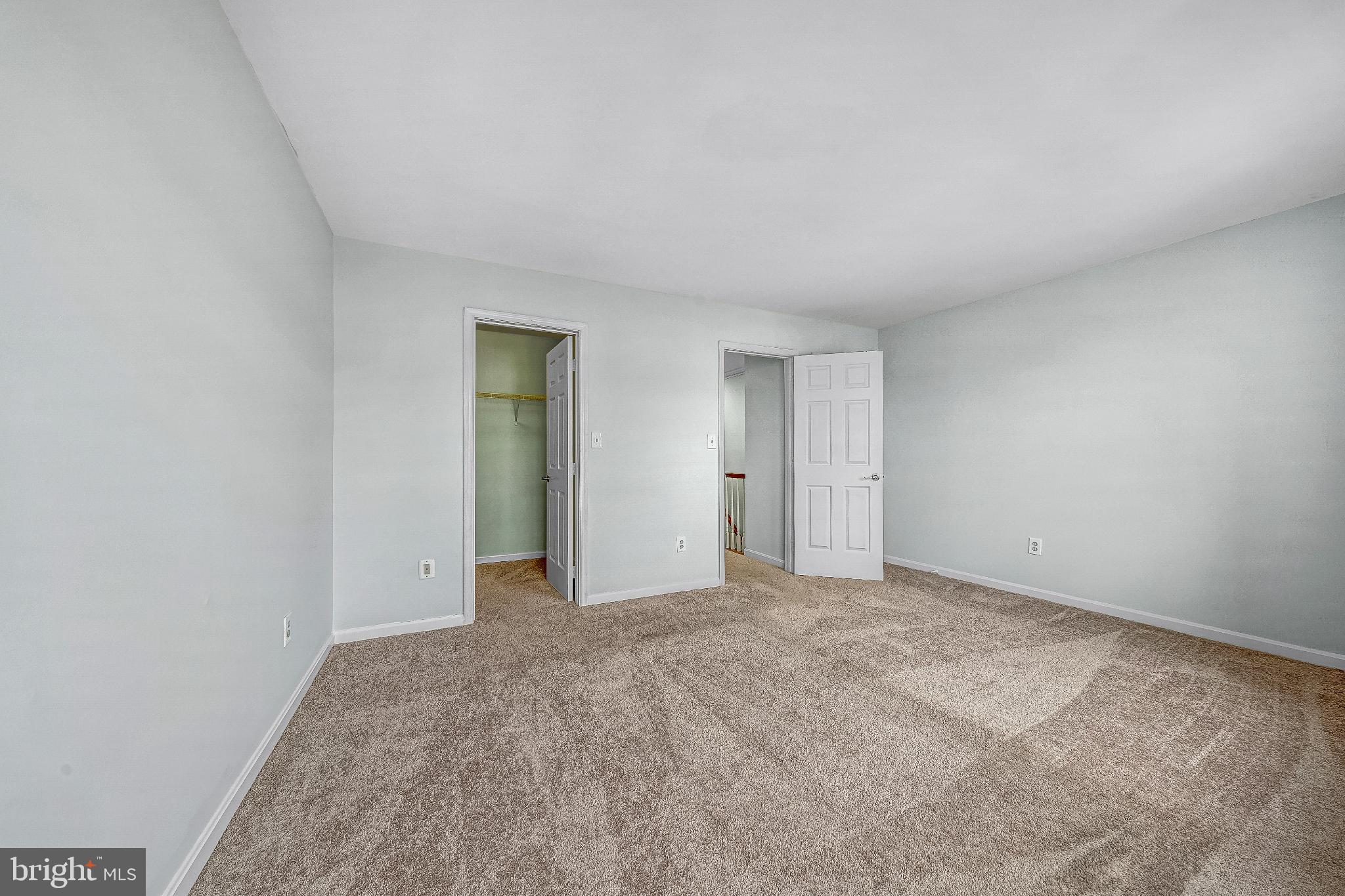 GREEN TRAILS - Residential Lease