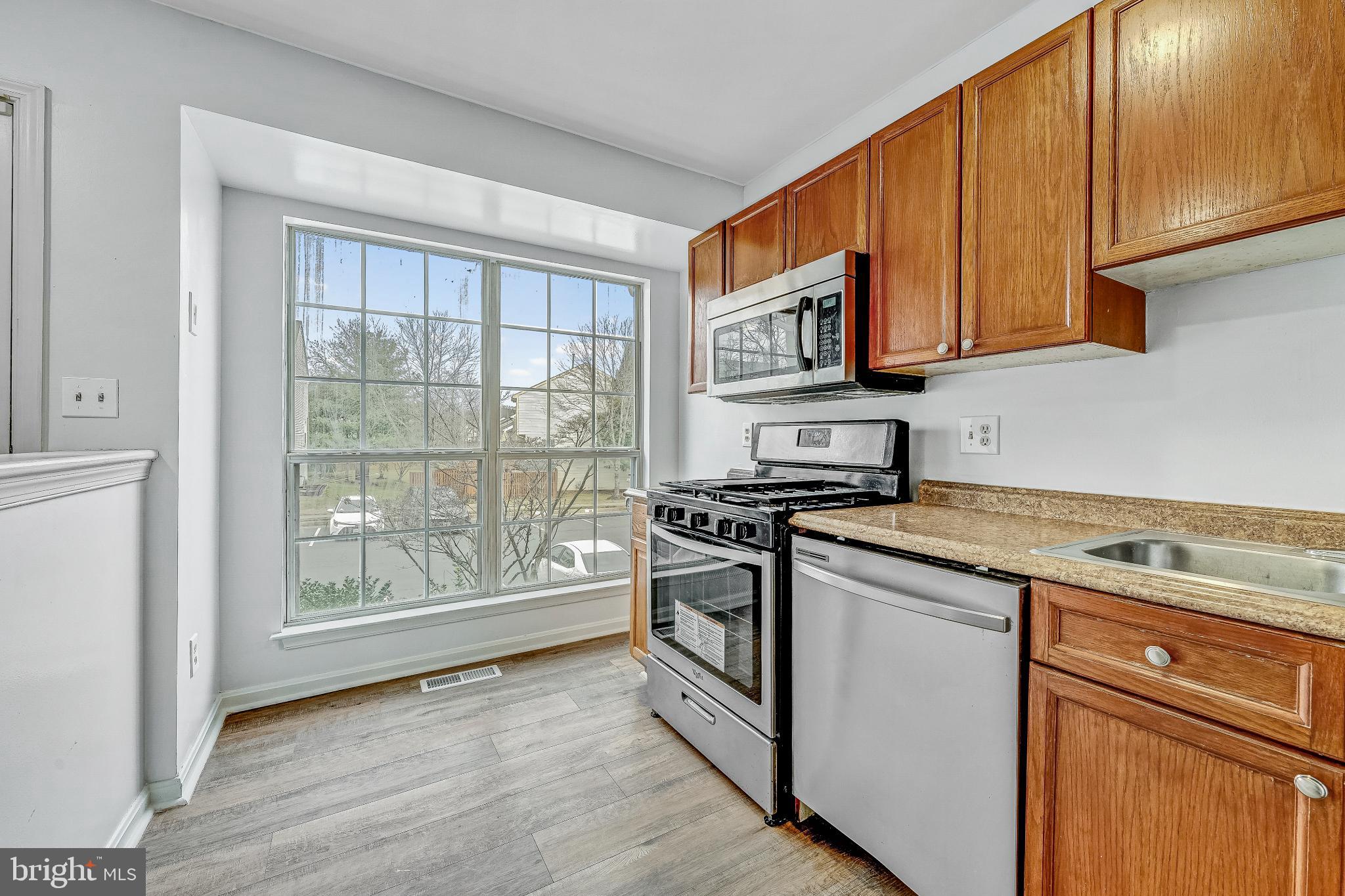 GREEN TRAILS - Residential Lease