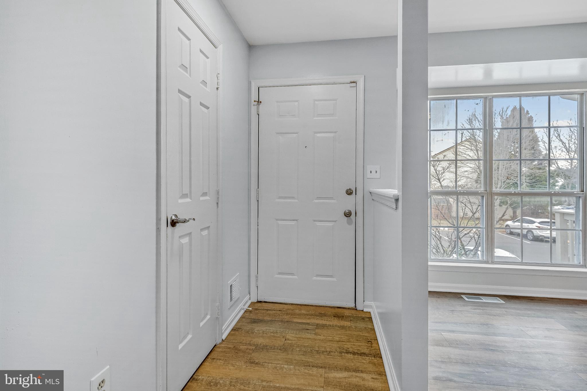 GREEN TRAILS - Residential Lease