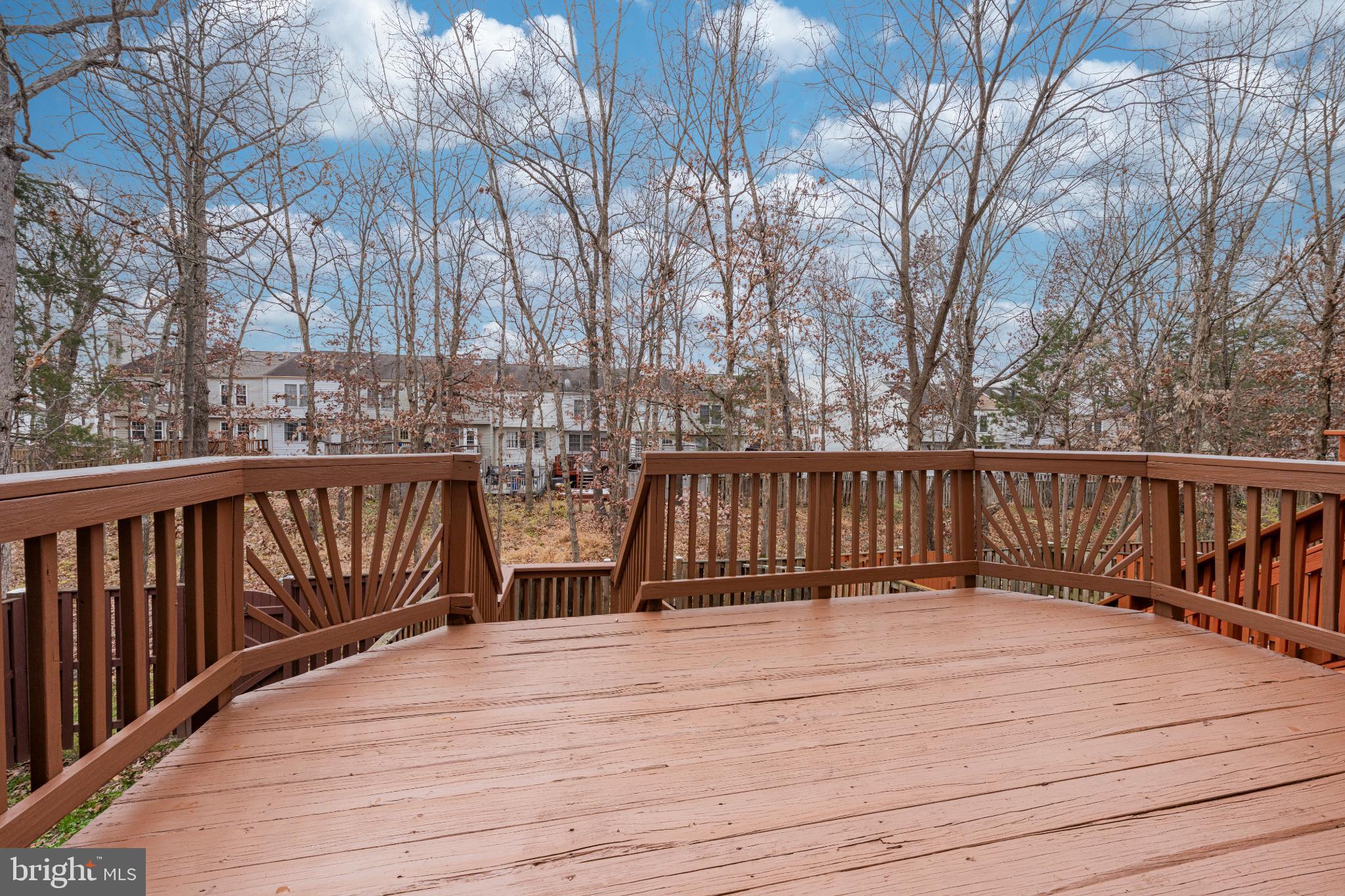 GREEN TRAILS - Residential Lease