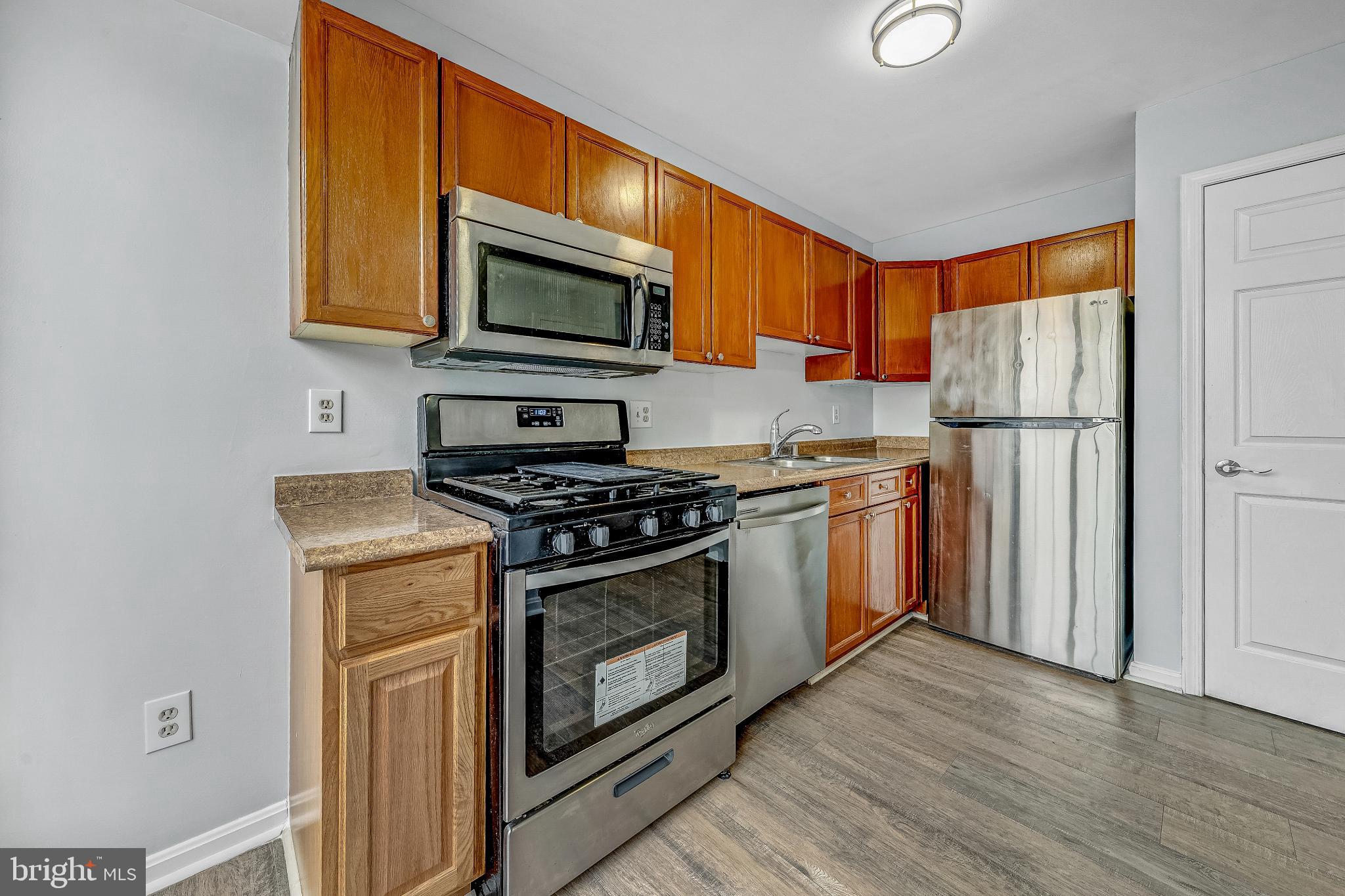 GREEN TRAILS - Residential Lease