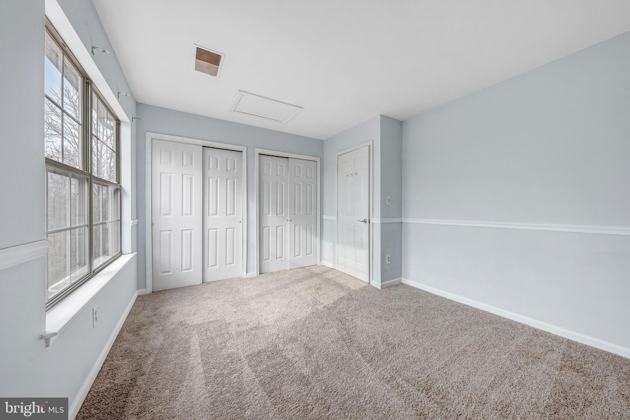 GREEN TRAILS - Residential Lease