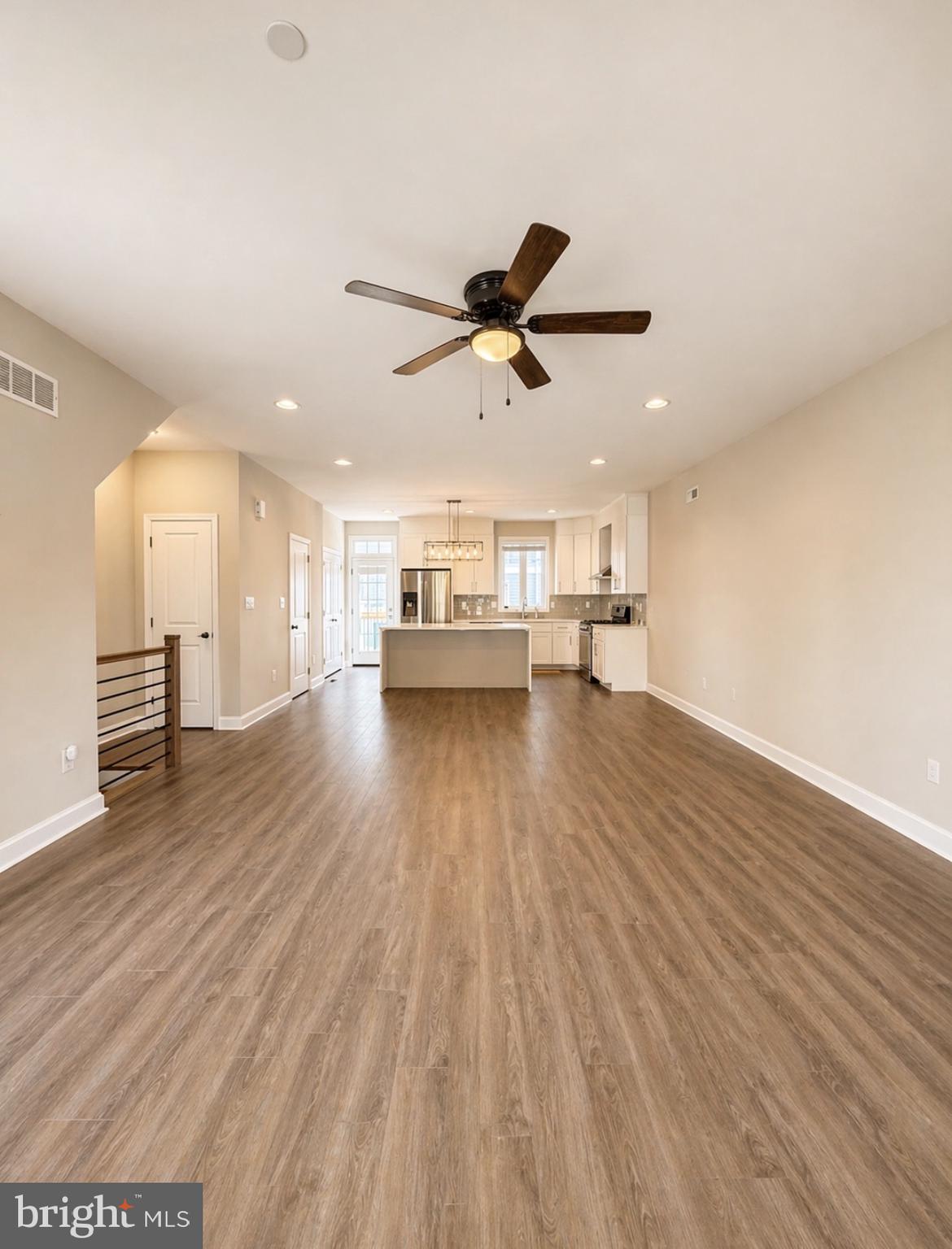 903A SPRING MILL AVENUE