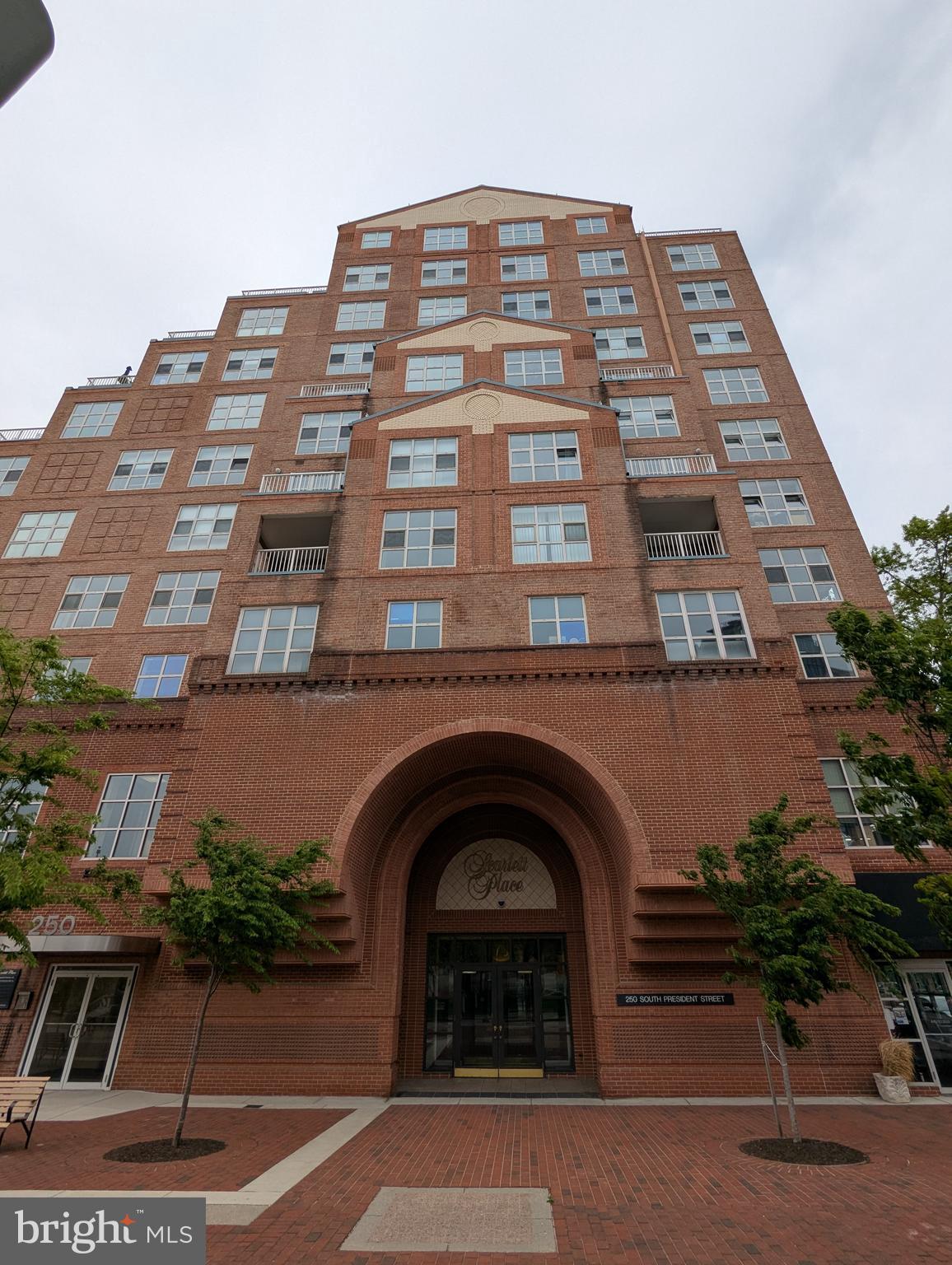 SCARLETT PLACE - Residential
