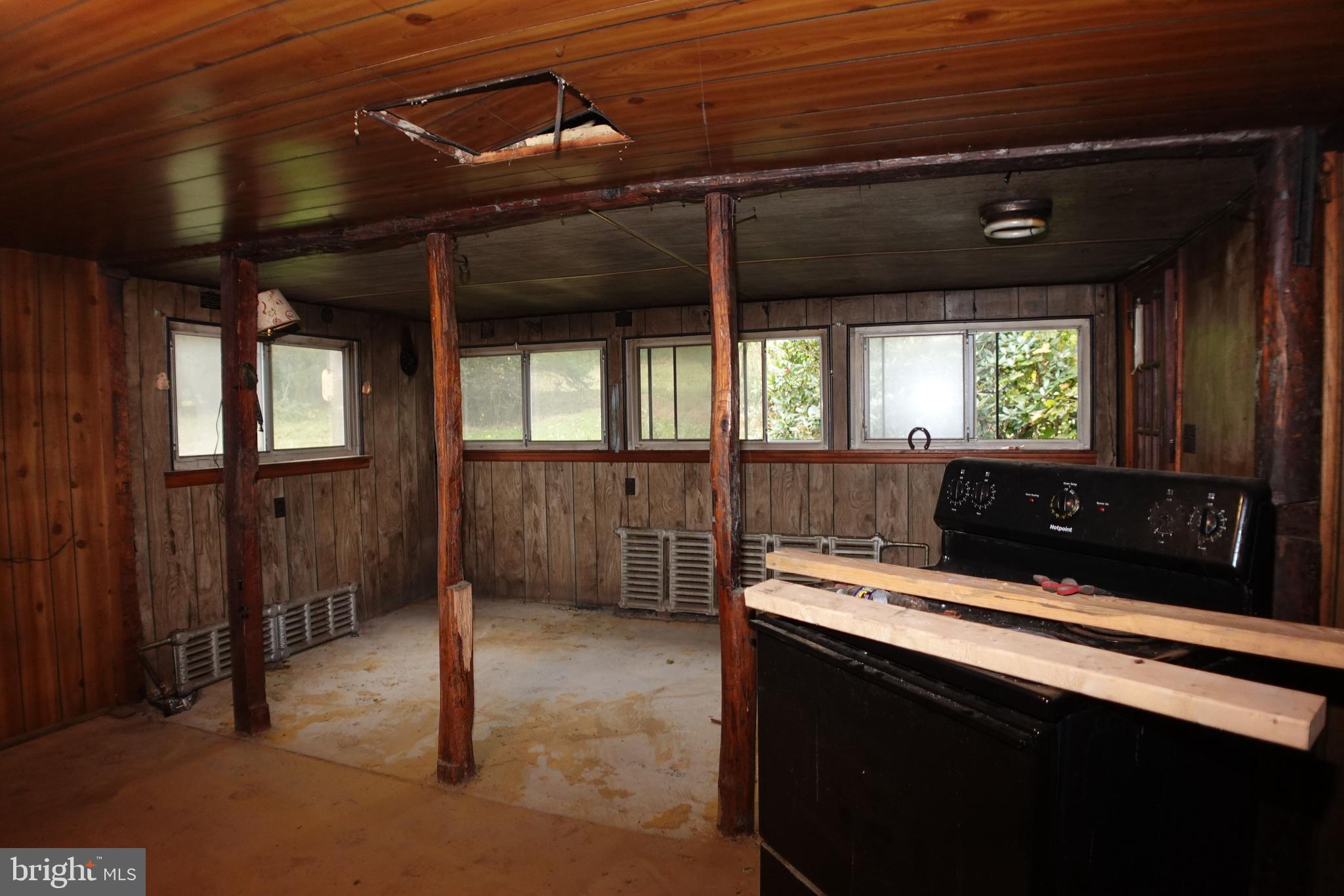 TREVORTON - Residential