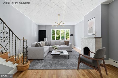 Townhouse For Sale - 1306 Reed Street<br/> PHILADELPHIA, PA 19147