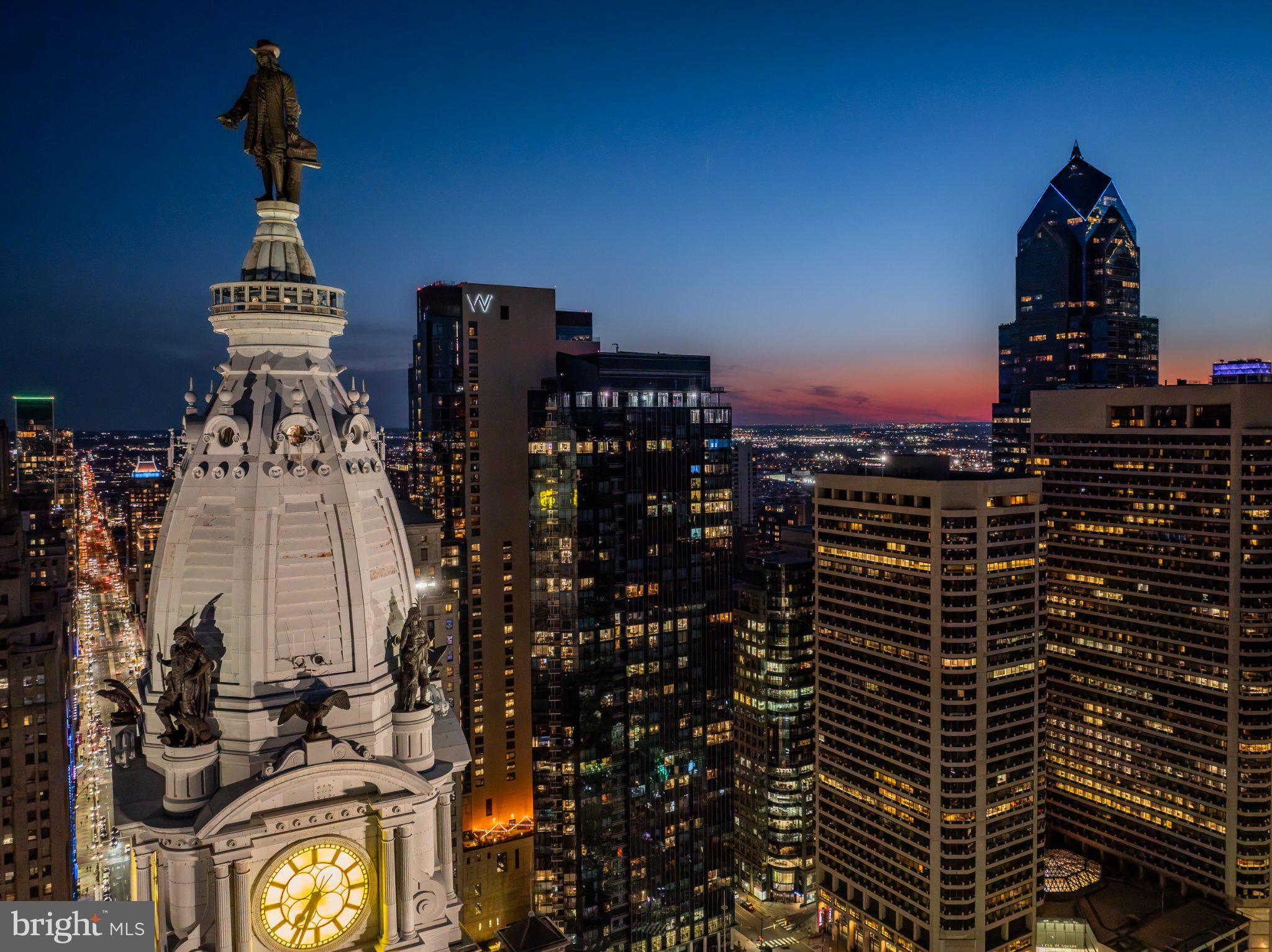 AVENUE OF THE ARTS - Residential