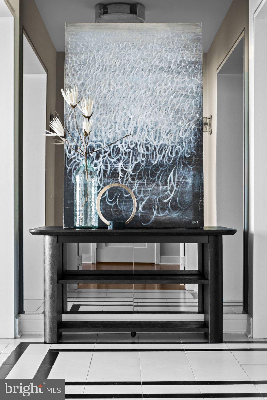 AVENUE OF THE ARTS - Residential