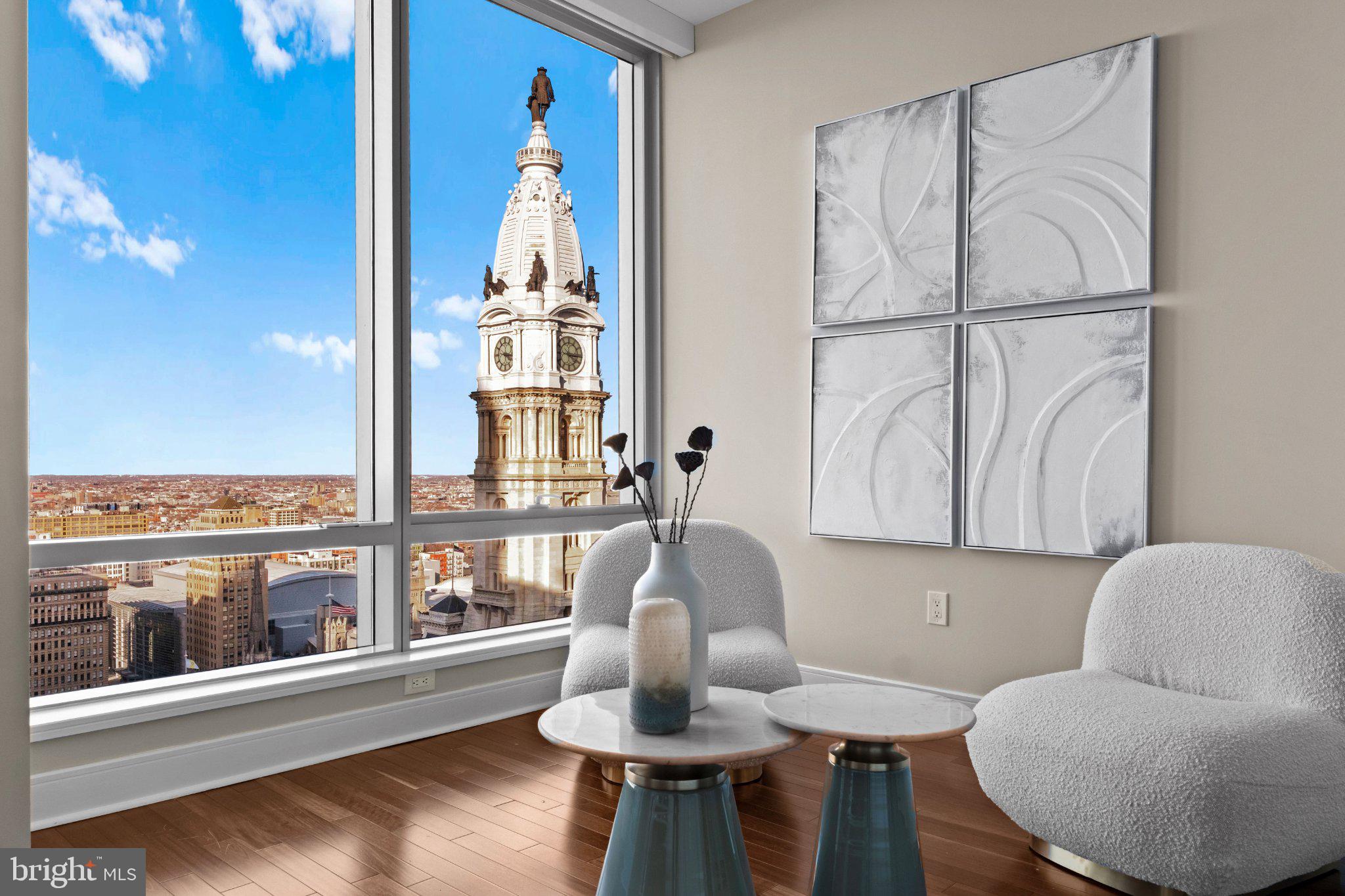 AVENUE OF THE ARTS - Residential