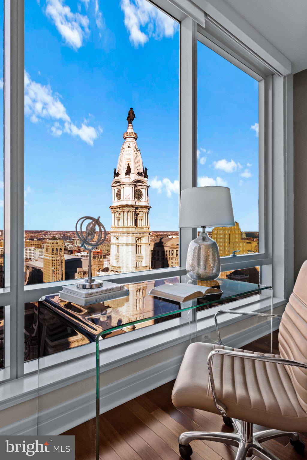 AVENUE OF THE ARTS - Residential