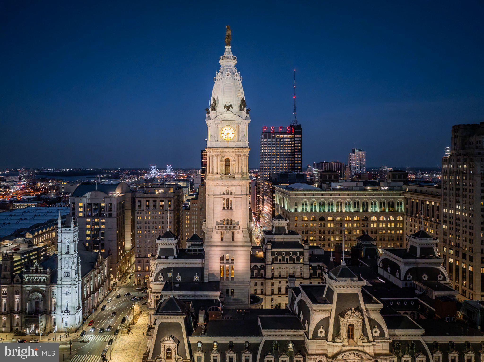 AVENUE OF THE ARTS - Residential