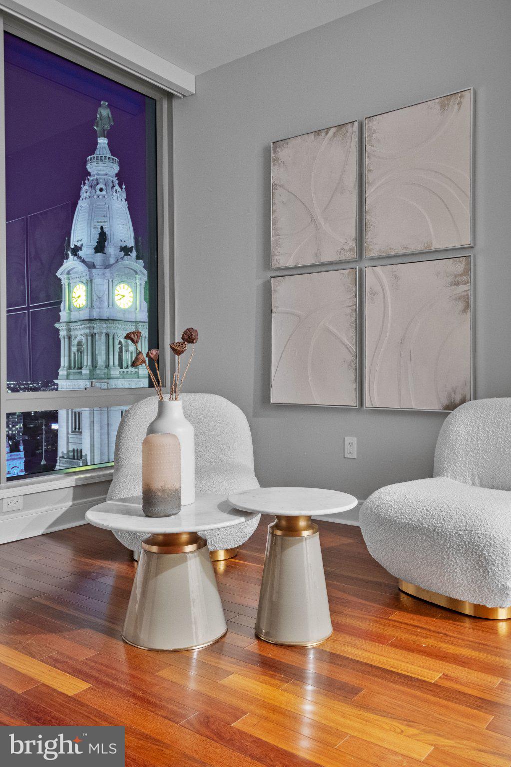 AVENUE OF THE ARTS - Residential