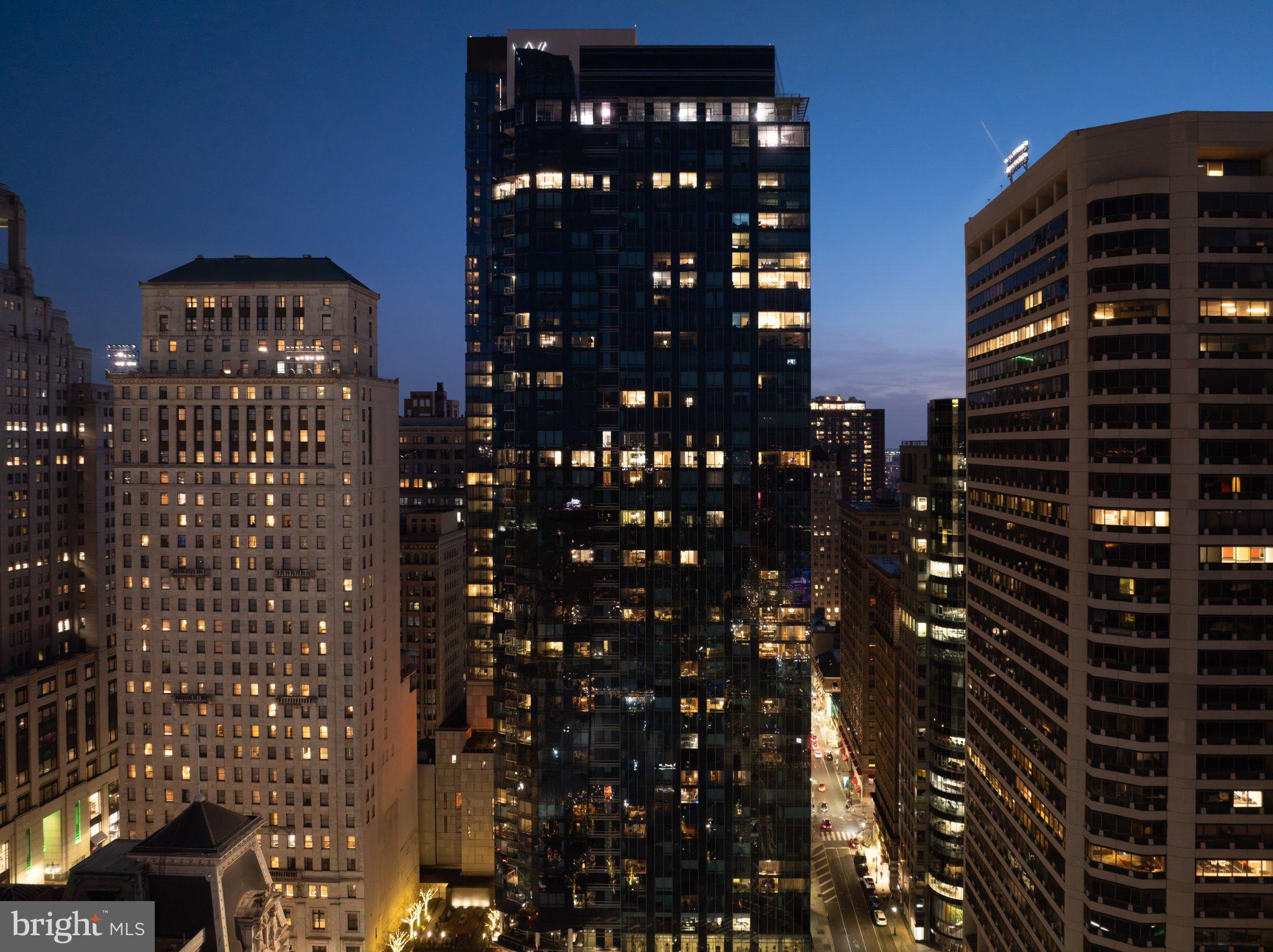 AVENUE OF THE ARTS - Residential