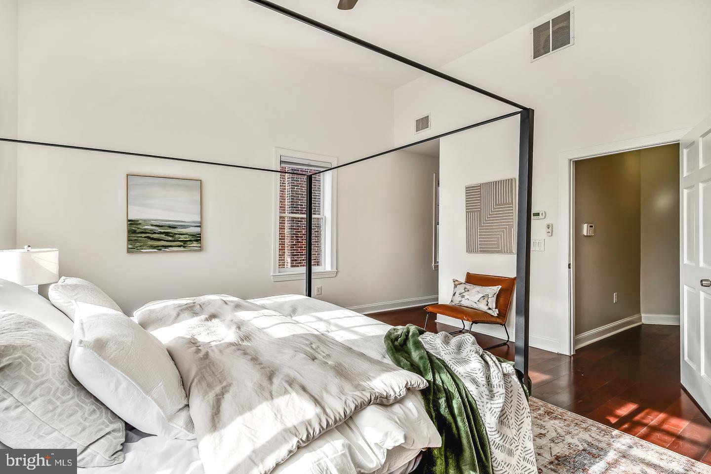 SPRUCE HILL - Residential