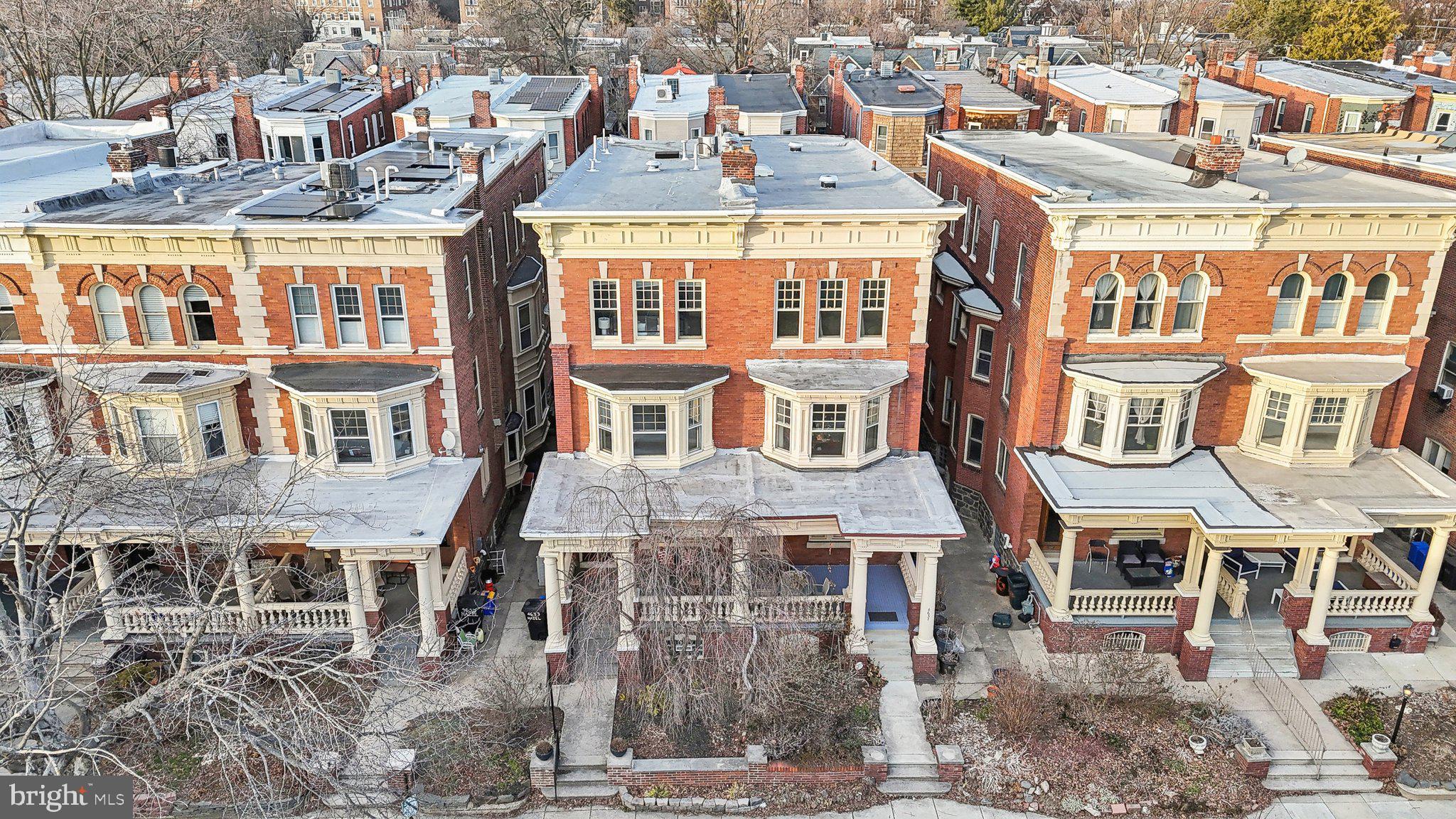 SPRUCE HILL - Residential